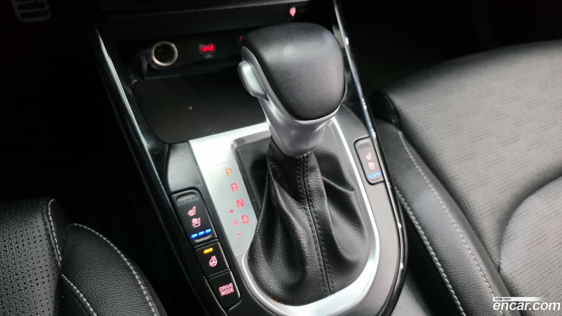 K3 Kia 2023.2-INNER-009