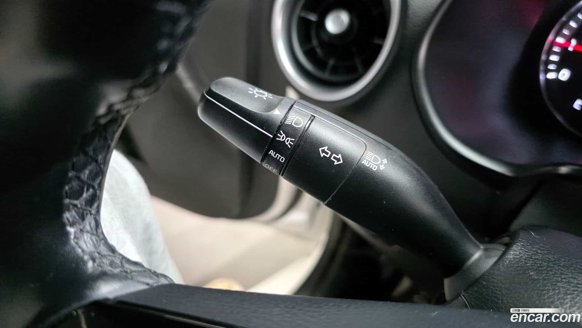 K3 Kia 2023.2-OPTION-020