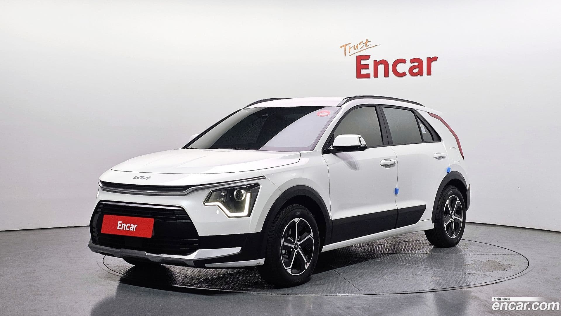 Main__Slider__Photo:Niro Kia 2025.6-0