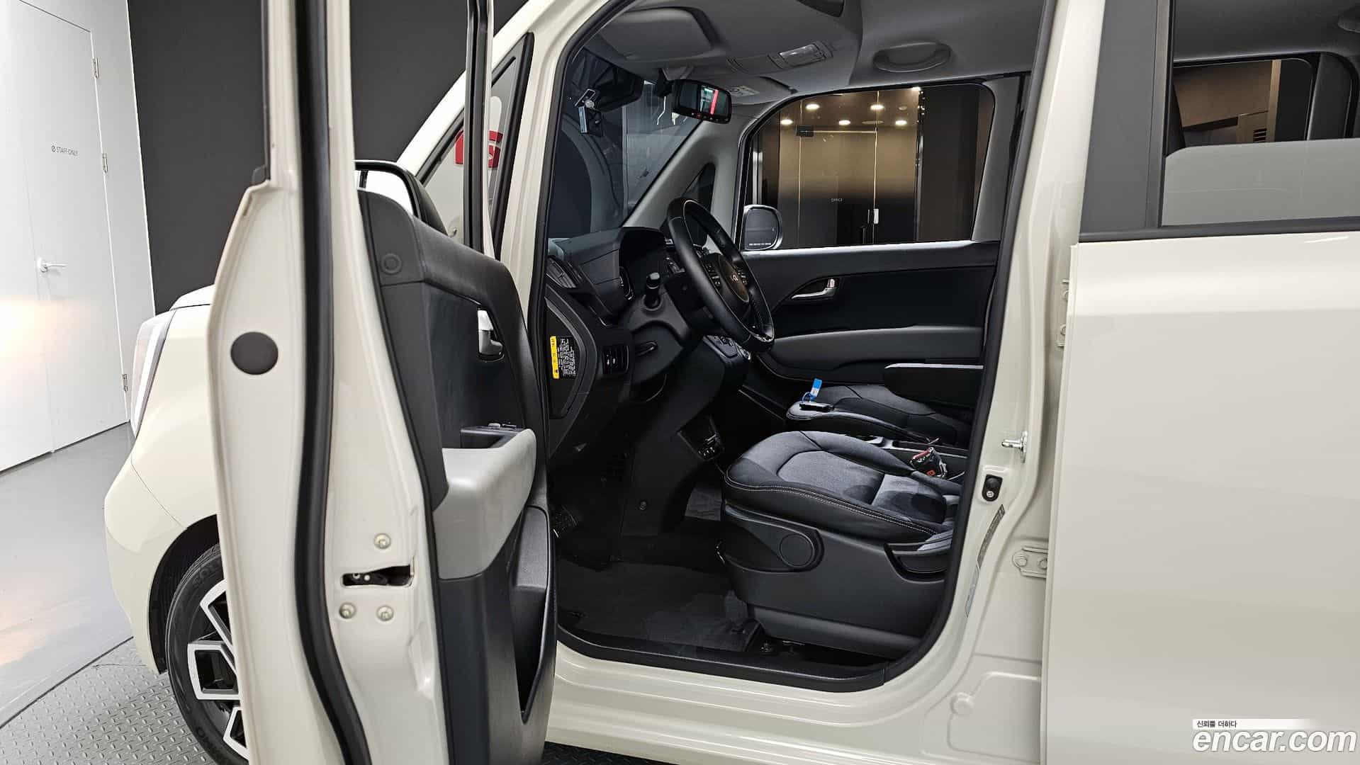 RAY Kia 2023.1-INNER-010