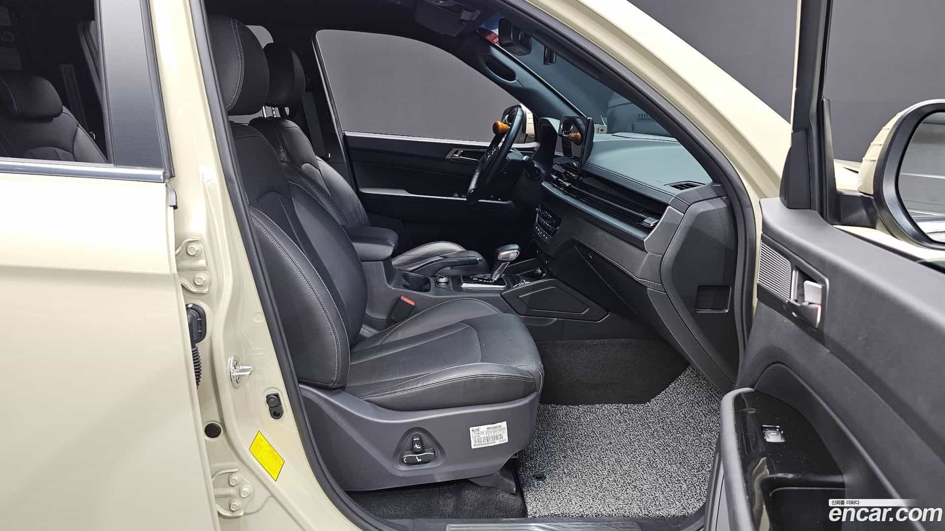 Rexton KG Mobility 2024.1-OPTION-015