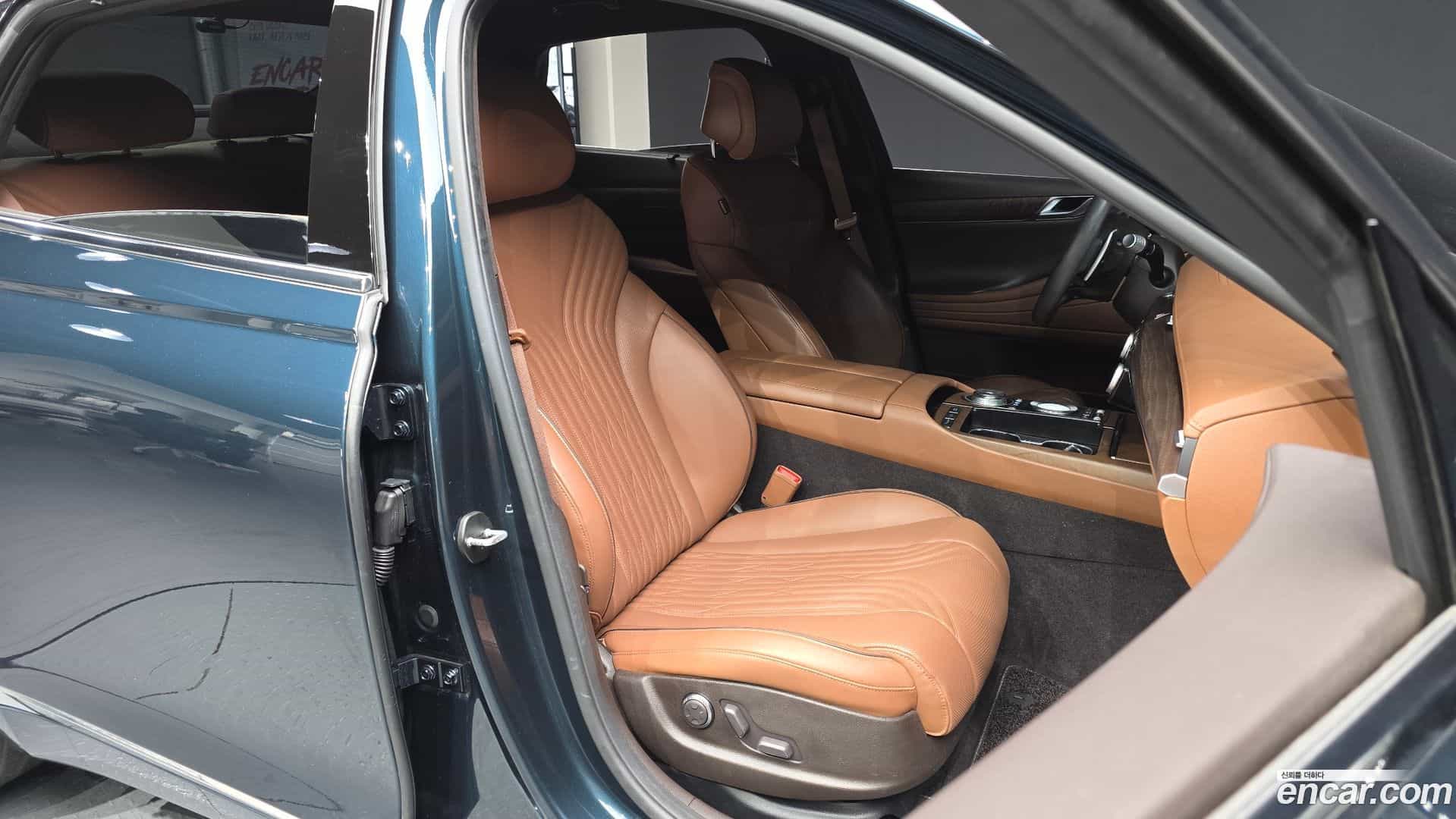 G80 Genesis 2022.2-INNER-010
