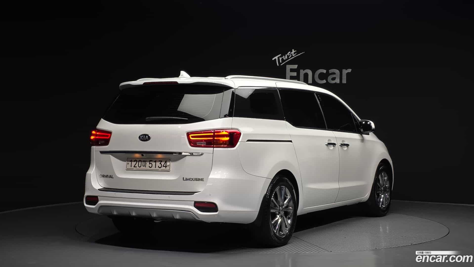 Canival Kia 2019.11-OUTER-002