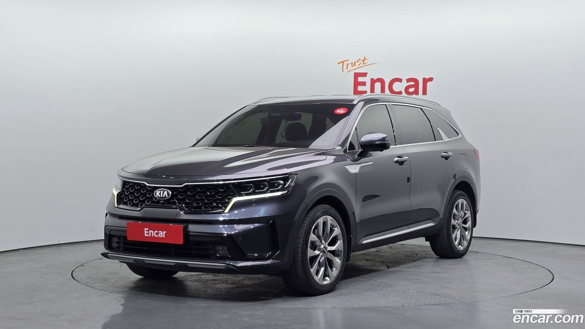 Main__Slider__Photo:Sorento Kia 2020.4-0
