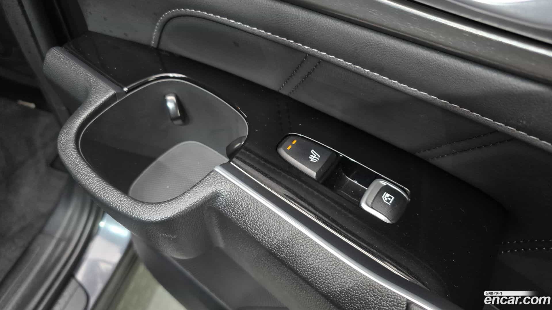 Sorento Kia 2020.4-OPTION-023