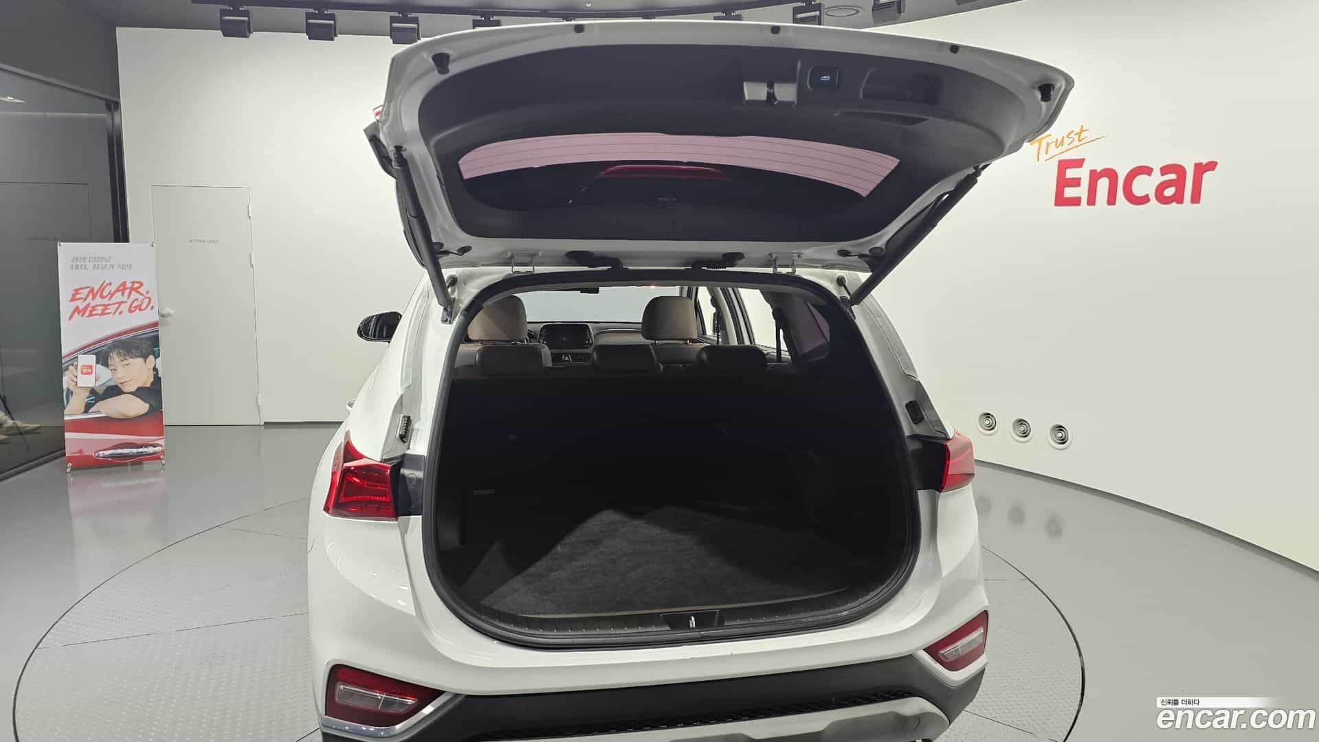 Santafe Hyundai 2019.6-OPTION-024