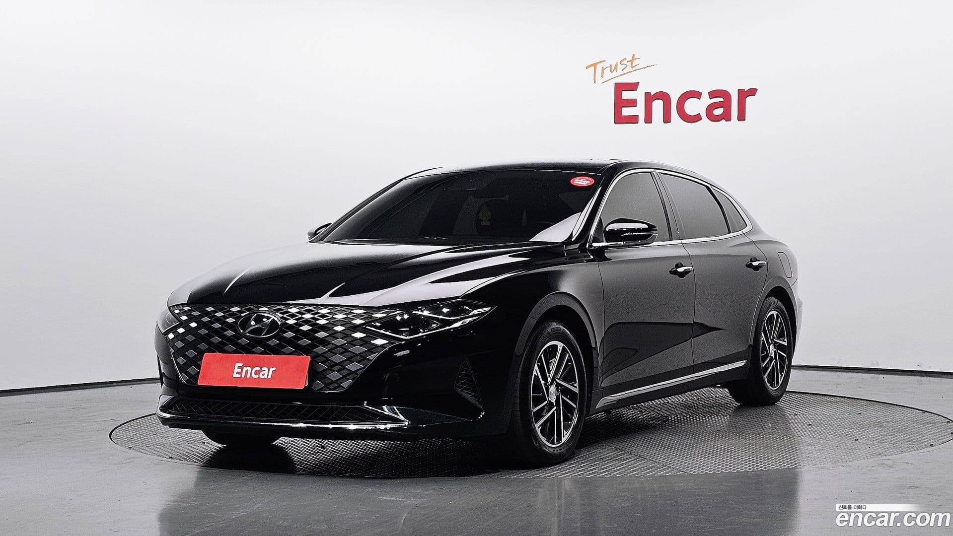 Main__Slider__Photo:Grandeur Hyundai 2022.0-0