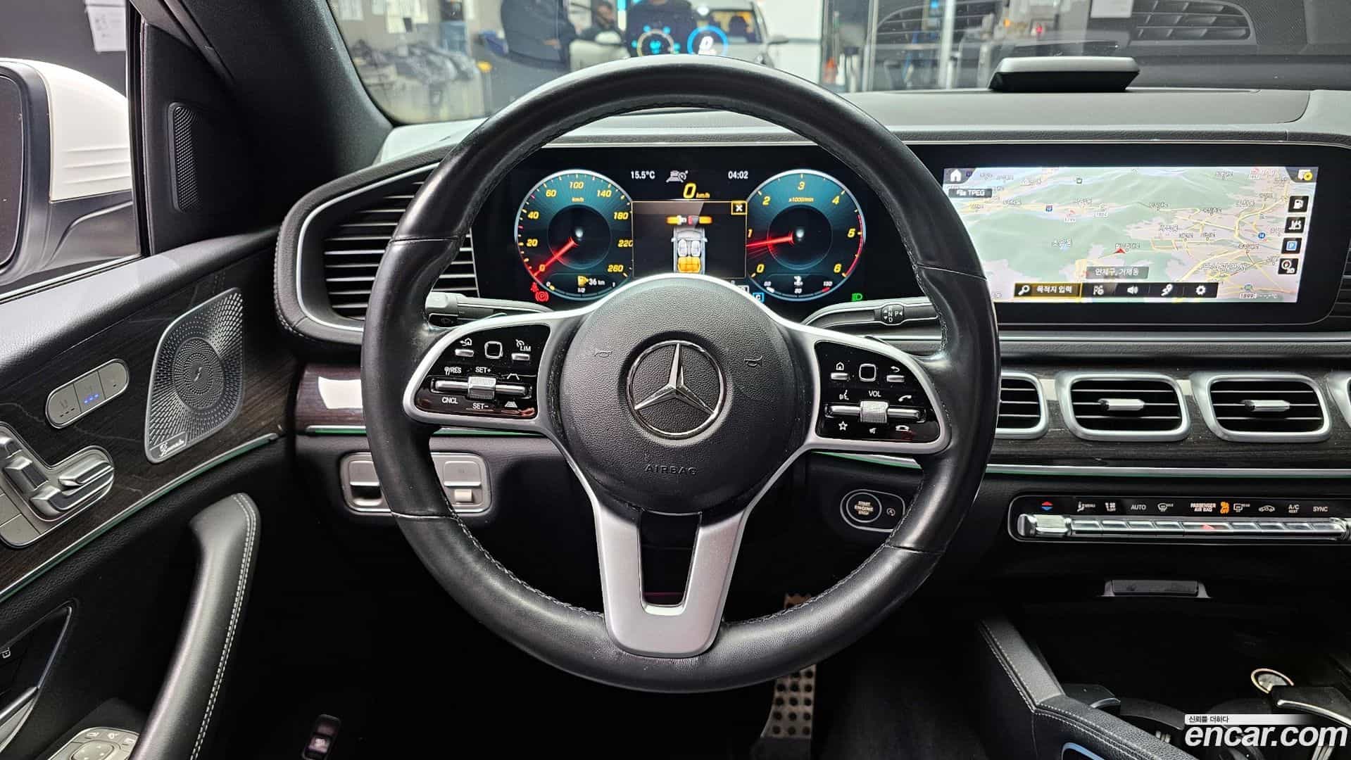 GLE-Class Mercedes-Benz 2020.10-OPTION-018