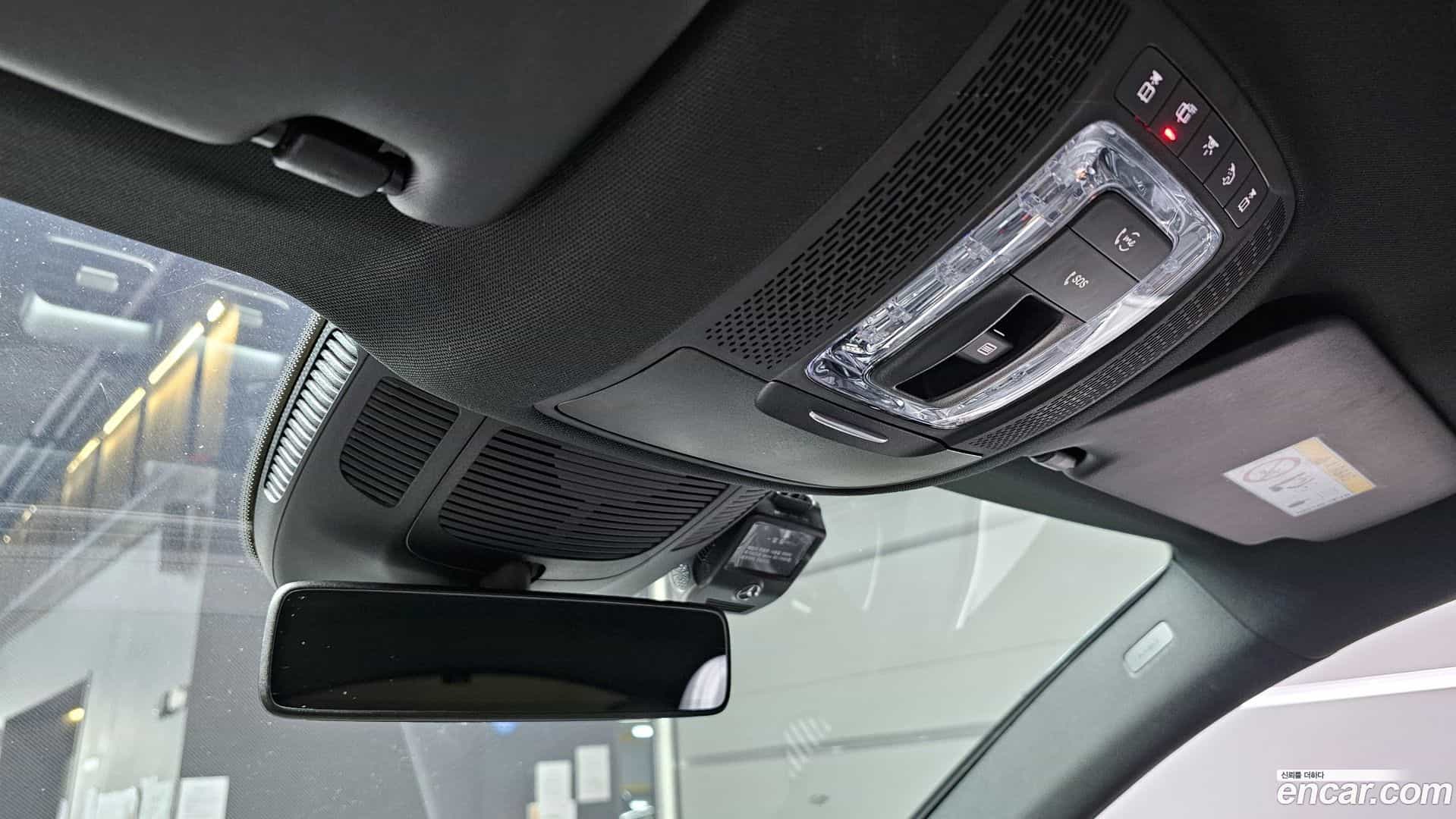 GLE-Class Mercedes-Benz 2020.10-OPTION-021