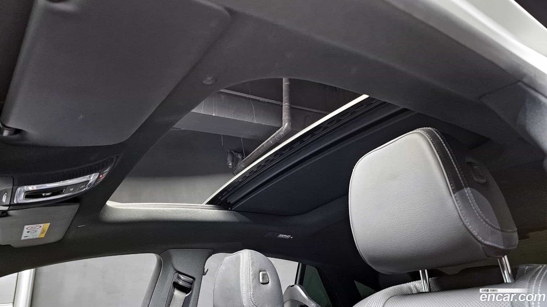 GLE-Class Mercedes-Benz 2020.10-OPTION-022
