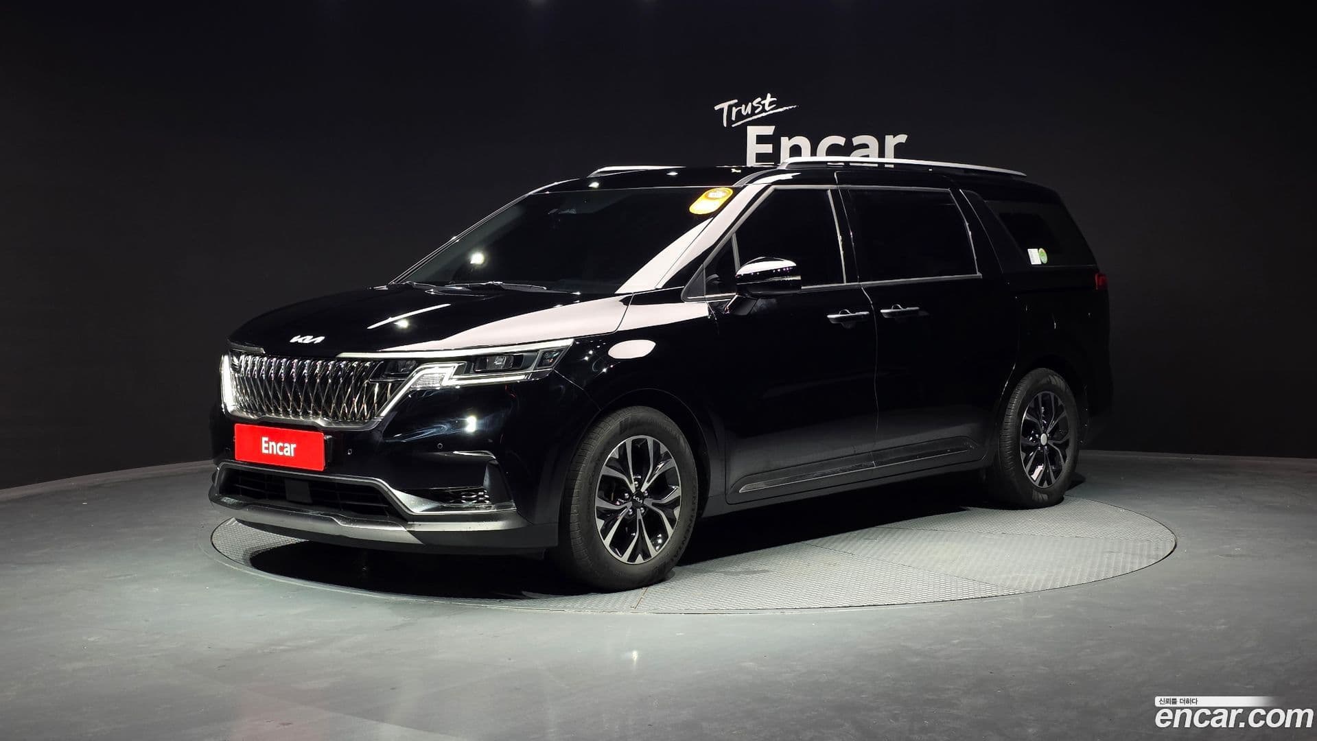 Main__Slider__Photo:Canival Kia 2022.0-0