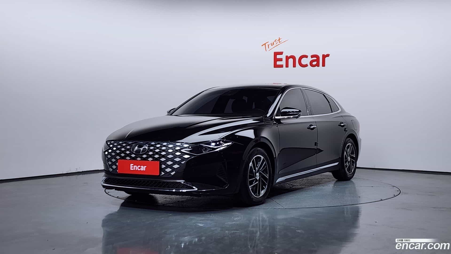 Grandeur Hyundai 2021.1-OUTER-001