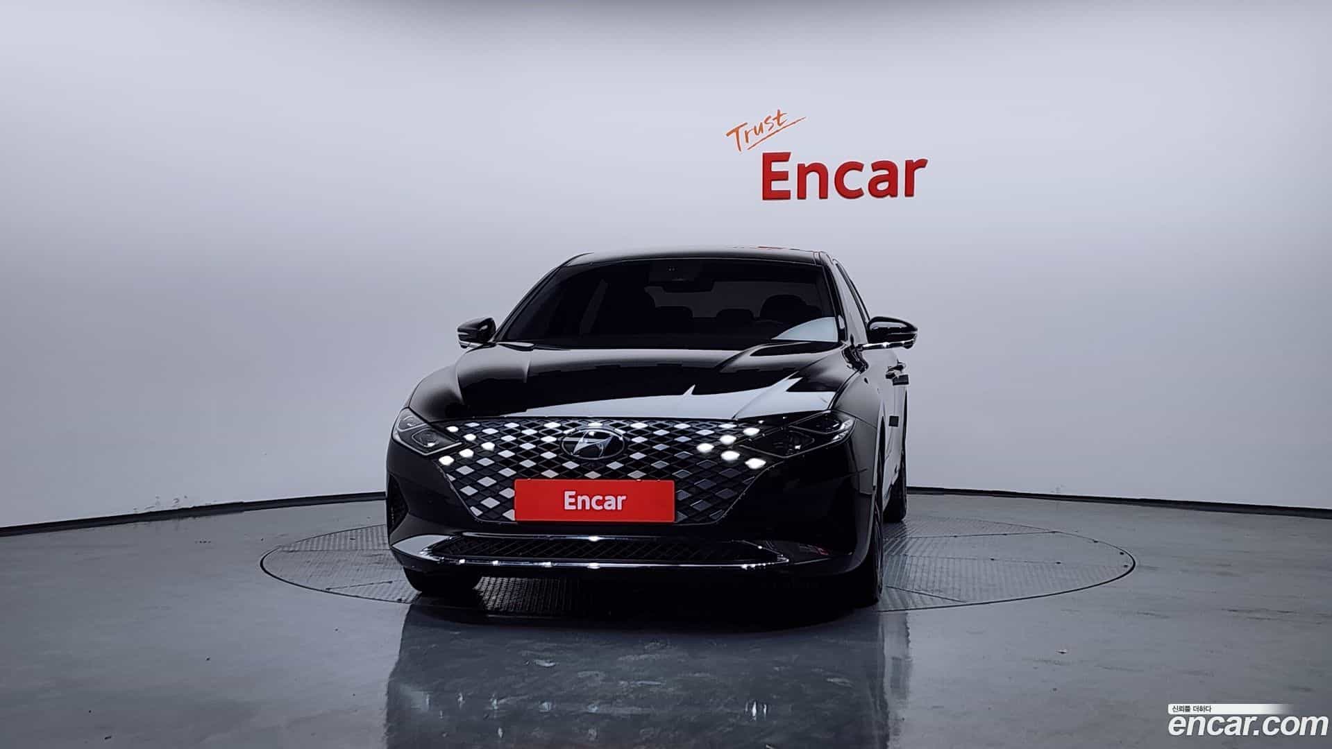 Grandeur Hyundai 2021.1-OUTER-003