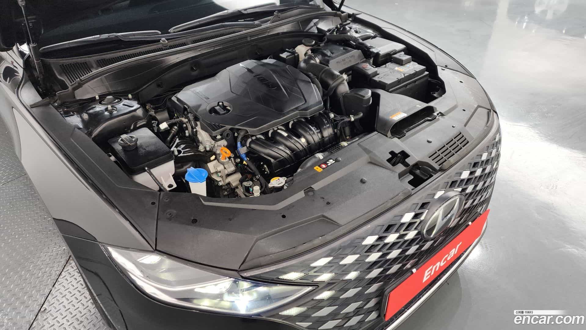 Grandeur Hyundai 2021.1-OUTER-006