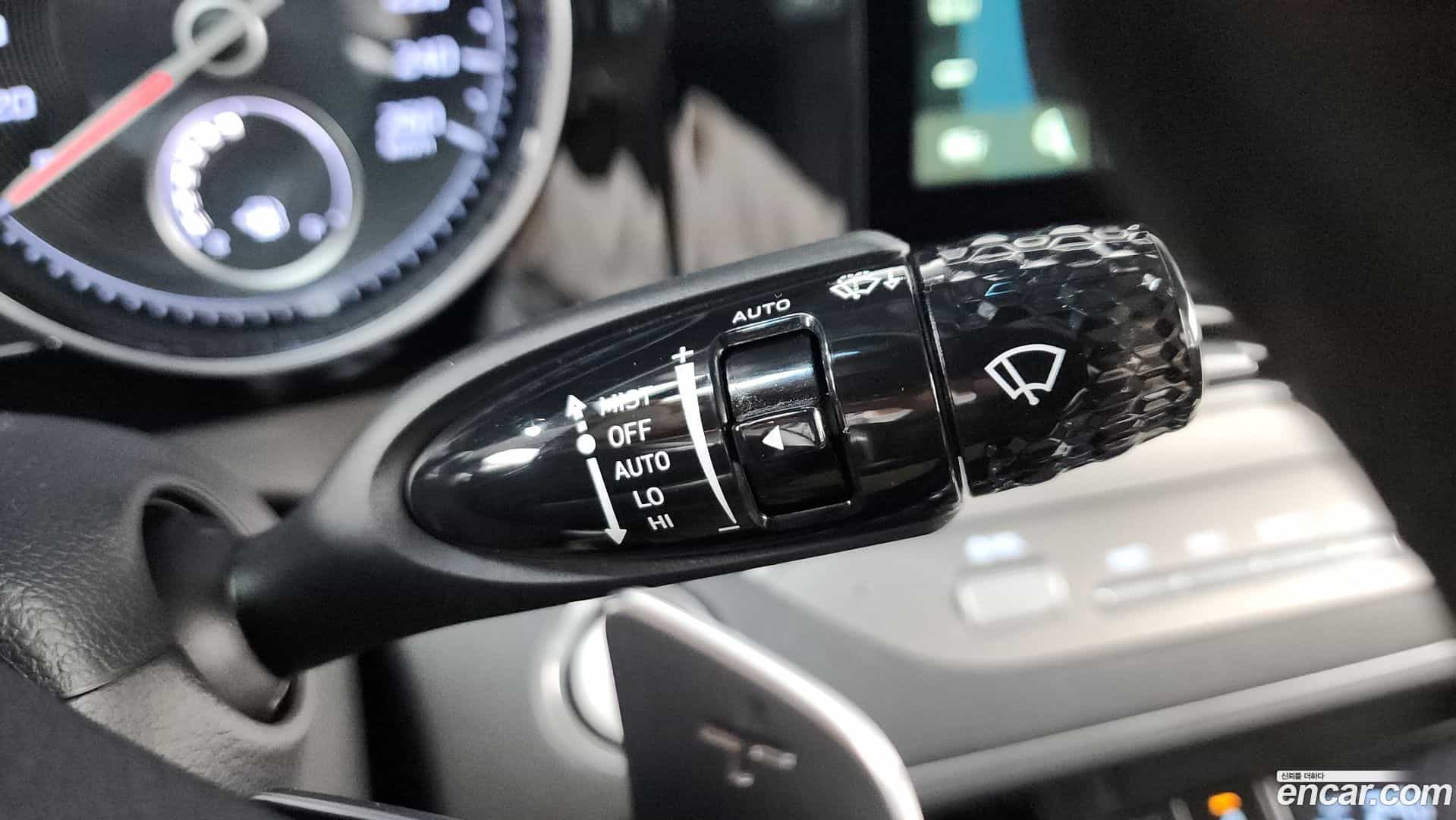 Grandeur Hyundai 2021.1-OPTION-018