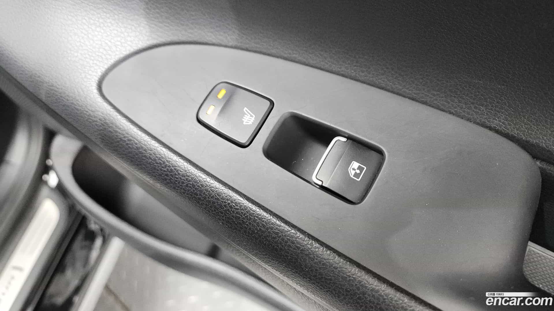 Grandeur Hyundai 2021.1-OPTION-022