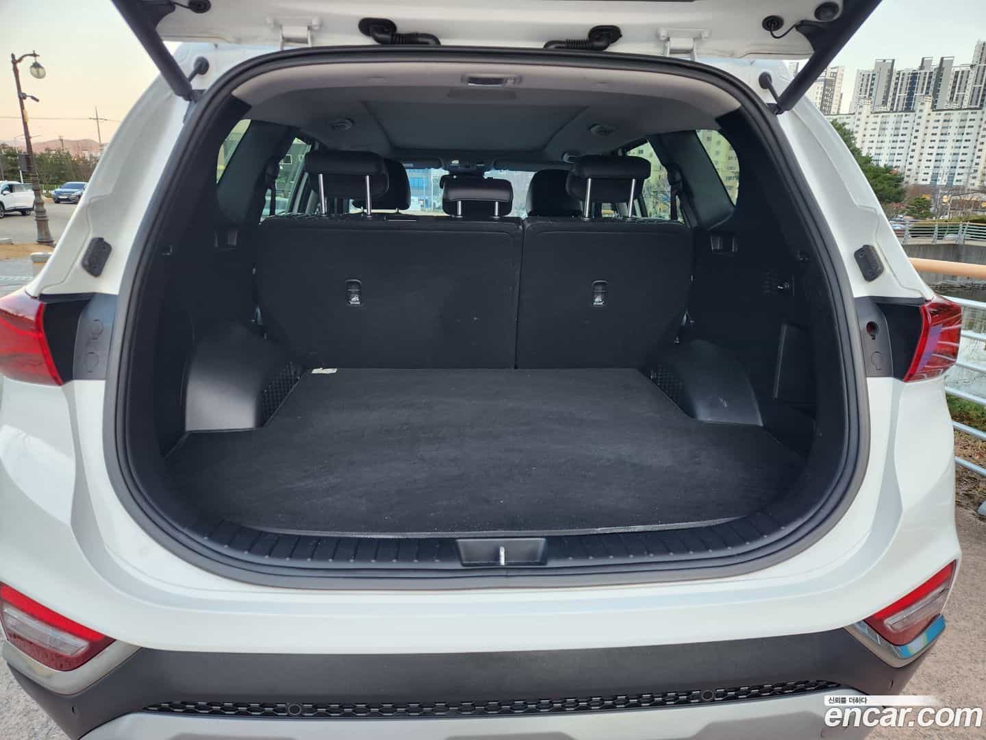 Santafe Hyundai 2018.2-OPTION-016
