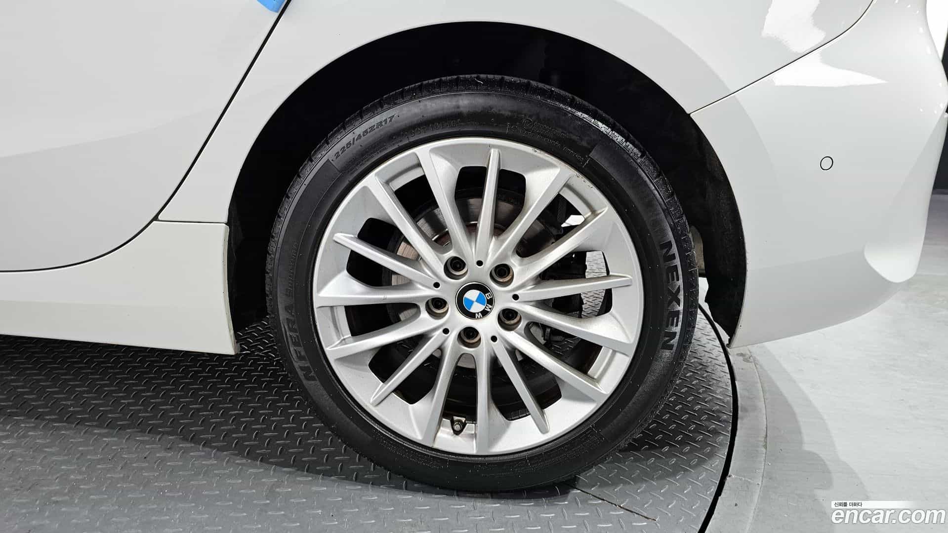 1-Series BMW 2020.4-OUTER-005