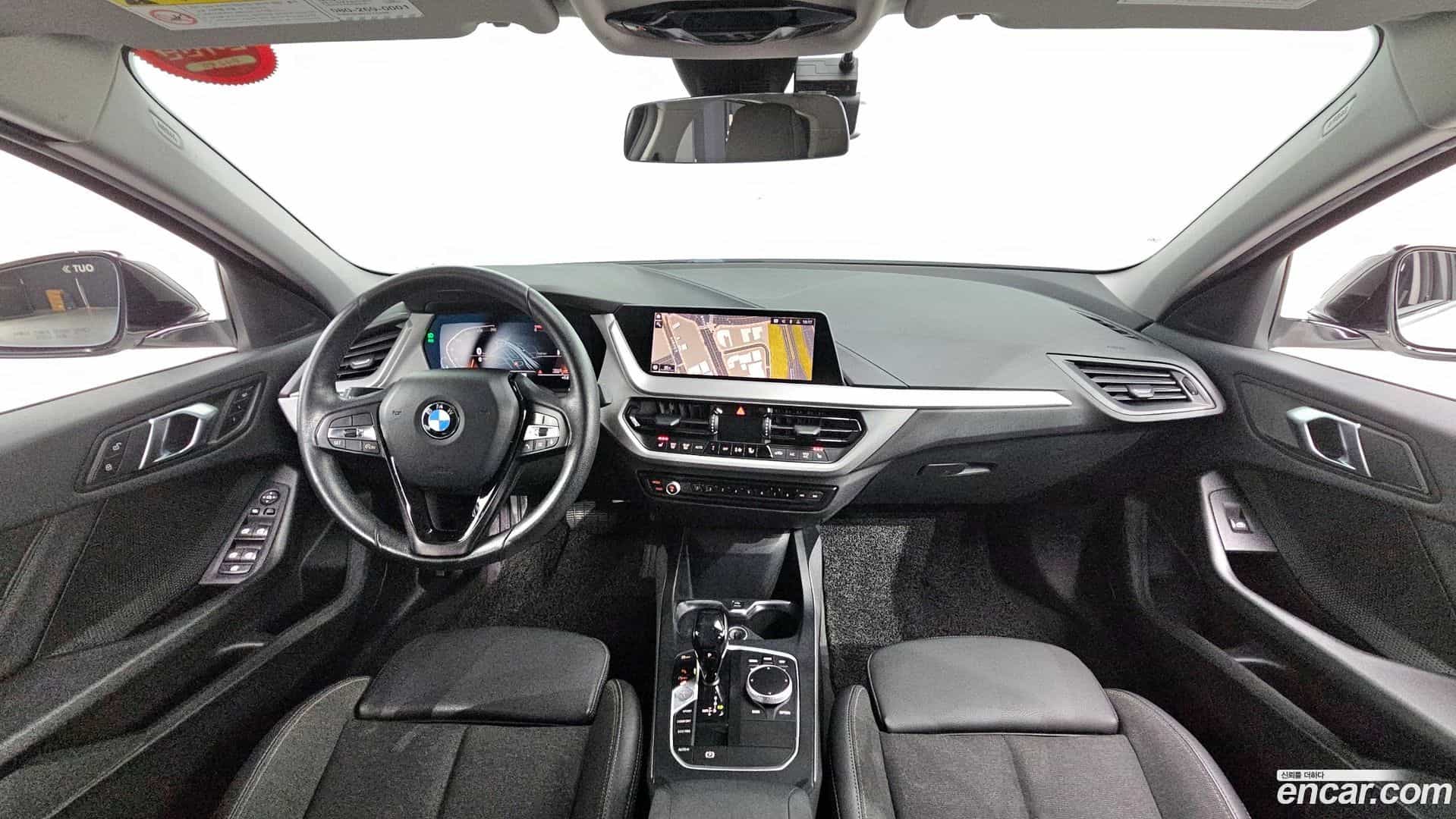 1-Series BMW 2020.4-INNER-007