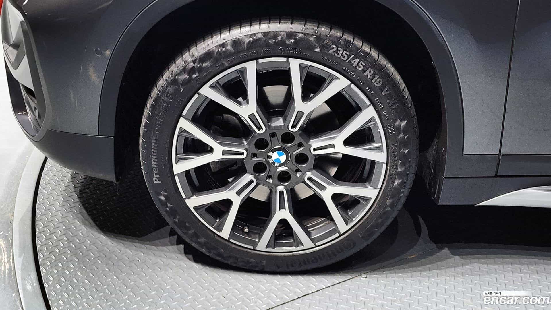 X1 BMW 2022.7-OUTER-005