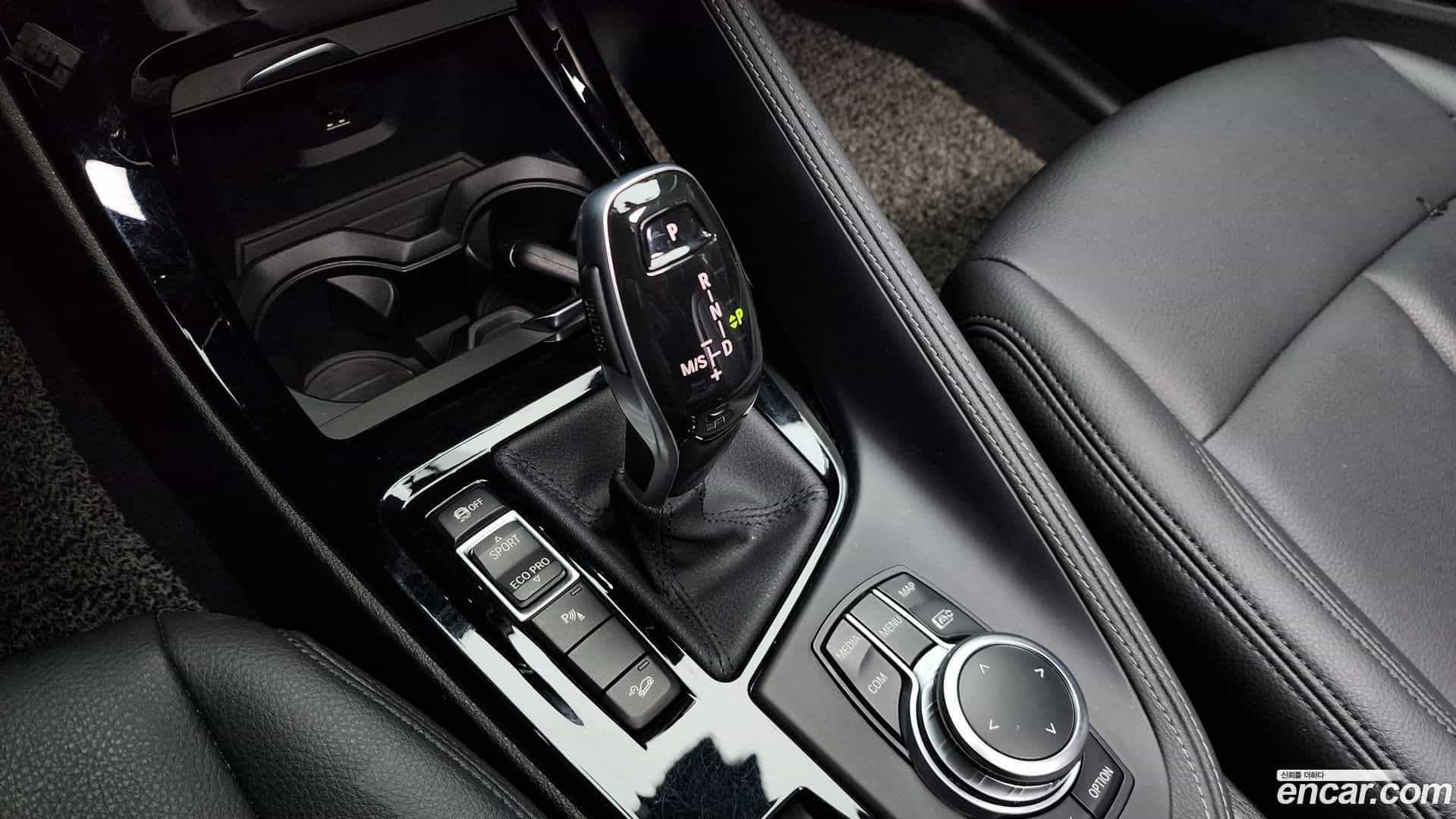 X1 BMW 2022.7-INNER-009