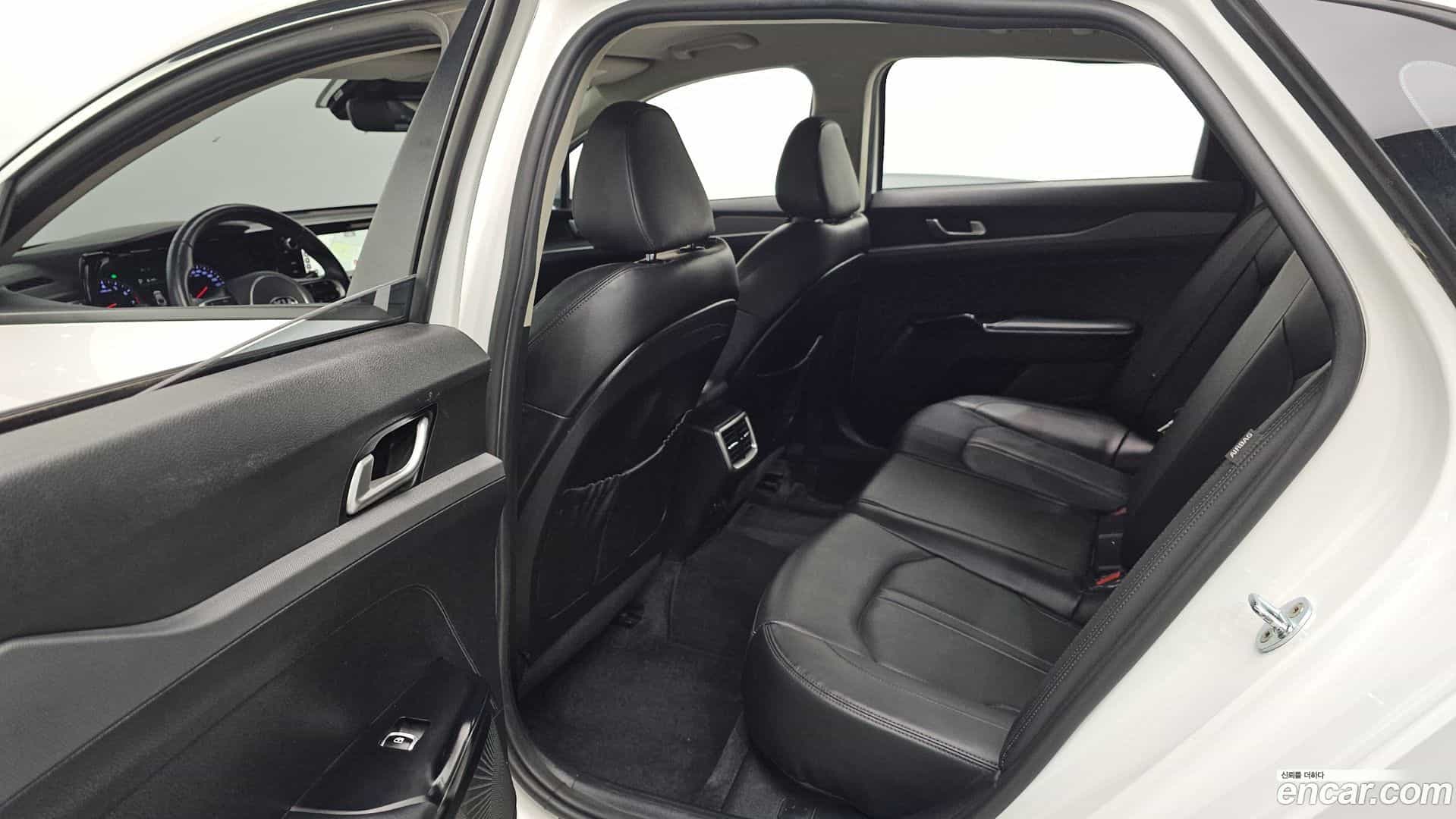 K5 Kia 2021.0-OPTION-017