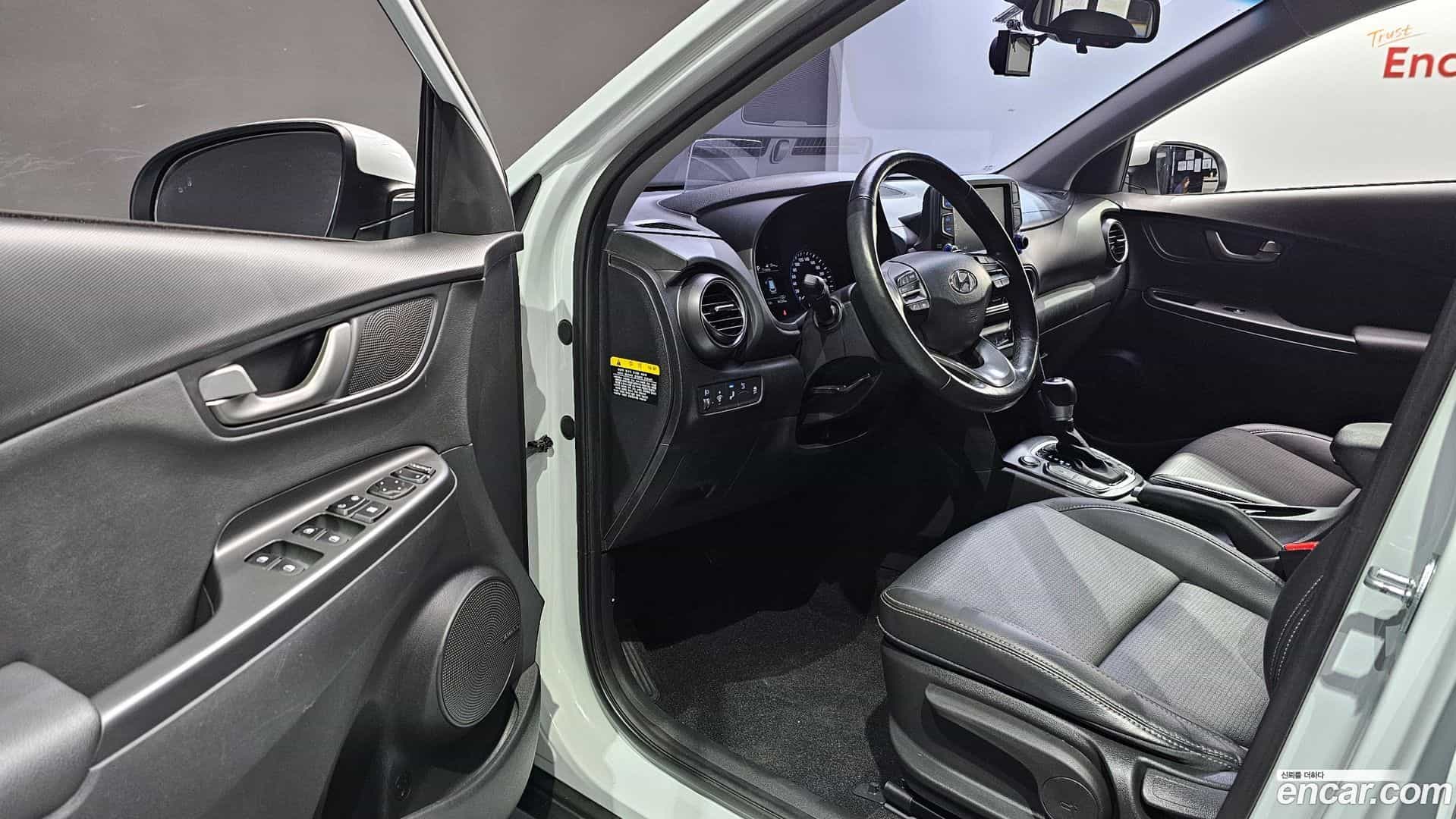 Kona Hyundai 2019.4-OPTION-015