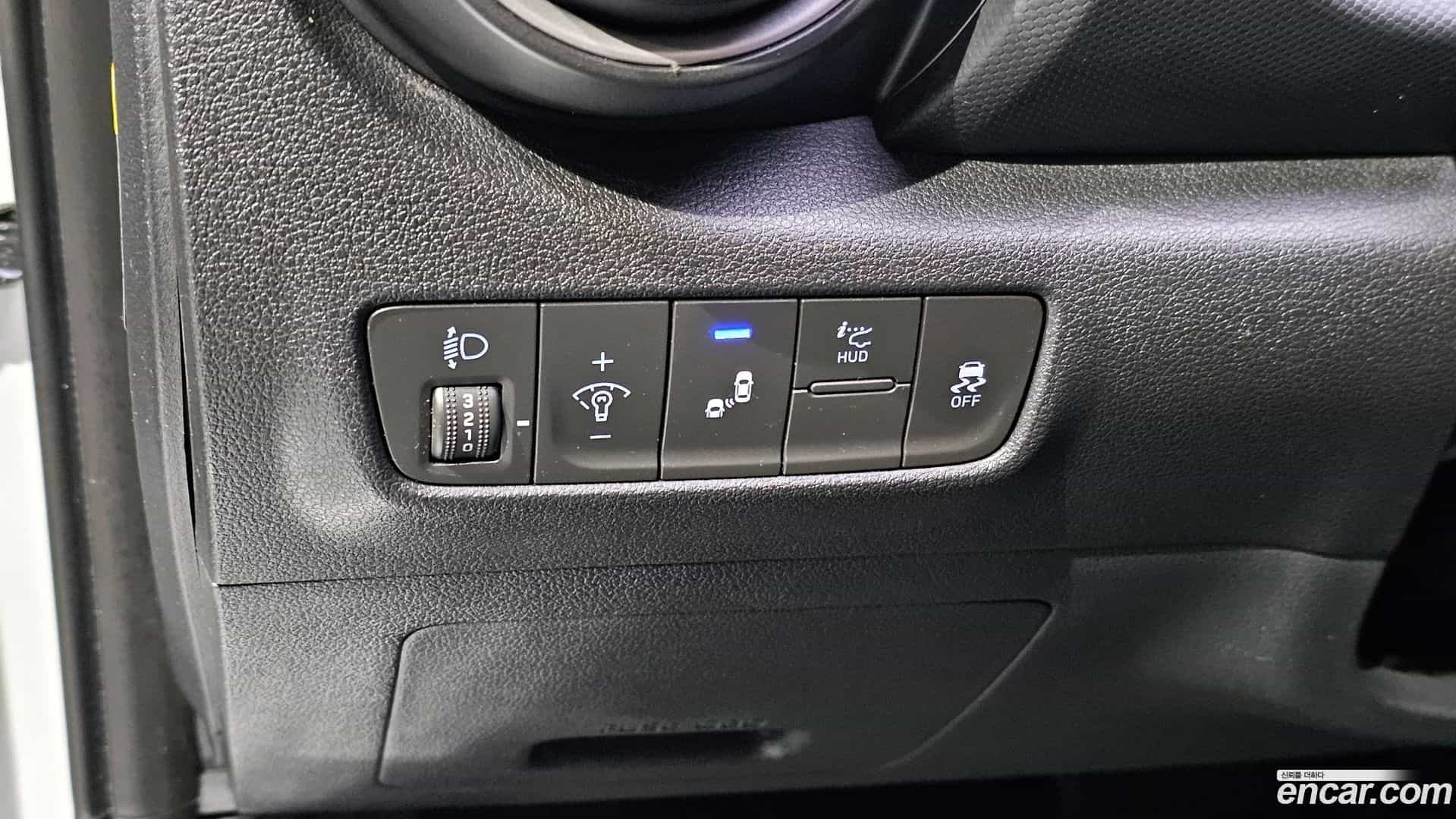 Kona Hyundai 2019.4-OPTION-018