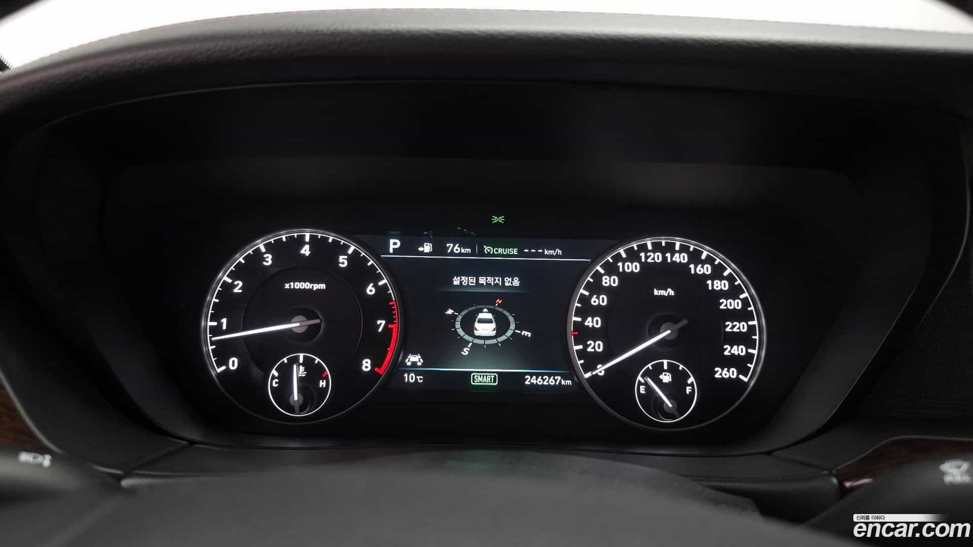 EQ900 Genesis 2016.7-INNER-008