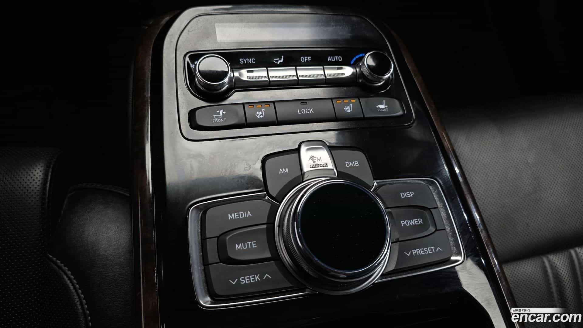 EQ900 Genesis 2016.7-OPTION-022