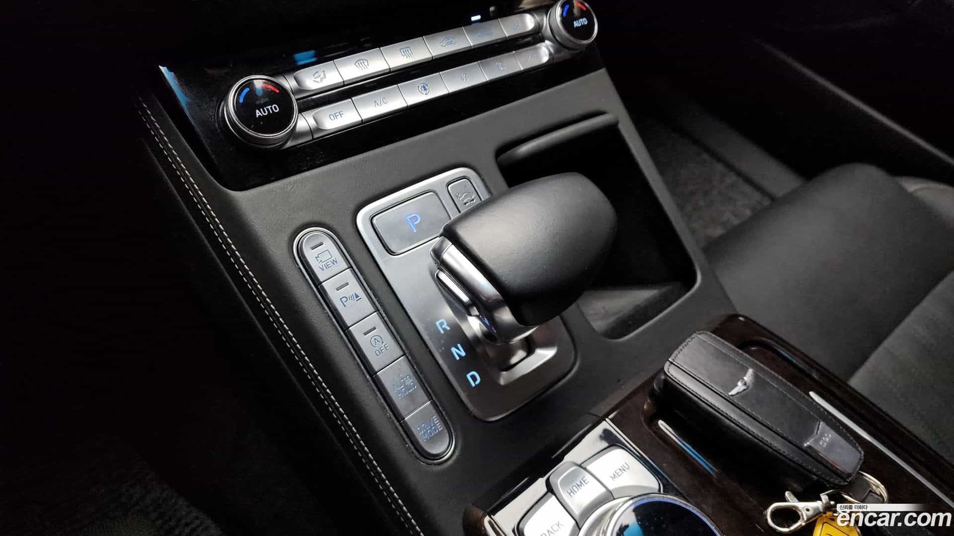 G90 Genesis 2019.0-INNER-009