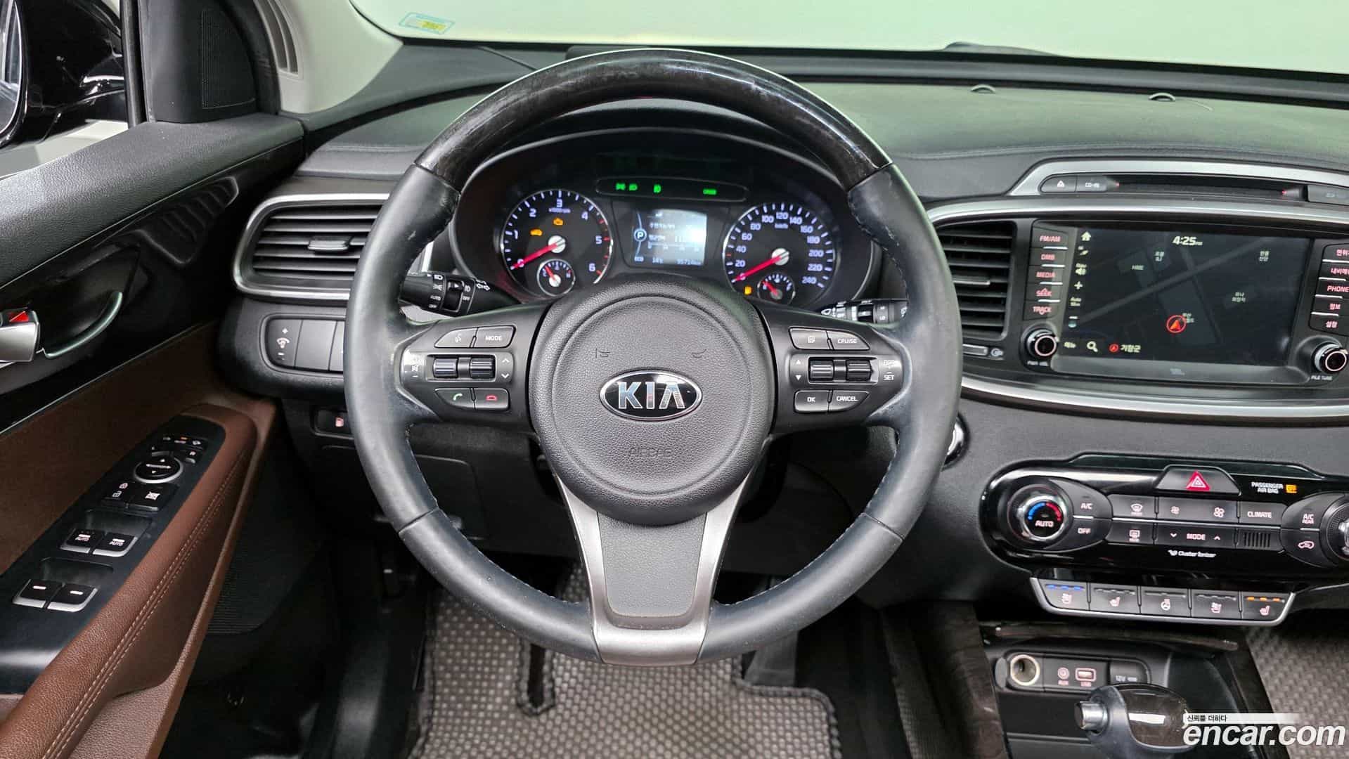 Sorento Kia 2016.3-OPTION-017