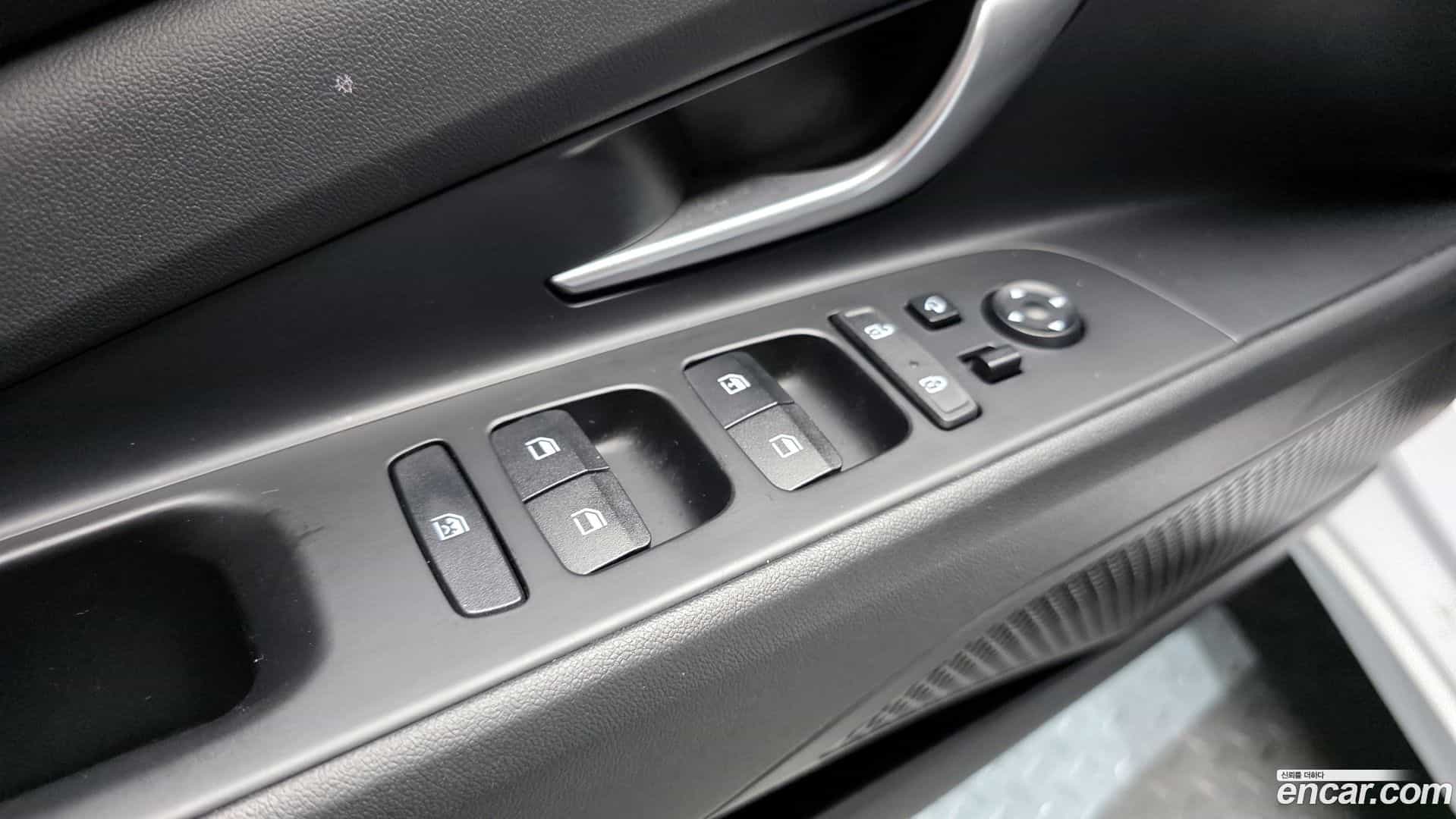 AVANTE Hyundai 2021.4-OPTION-018