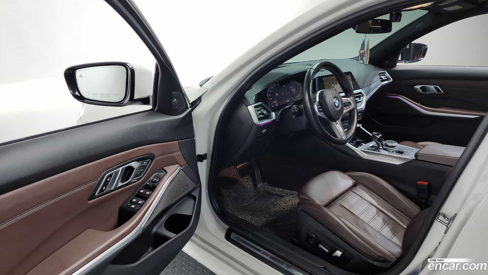 3-Series BMW 2019.9-INNER-010