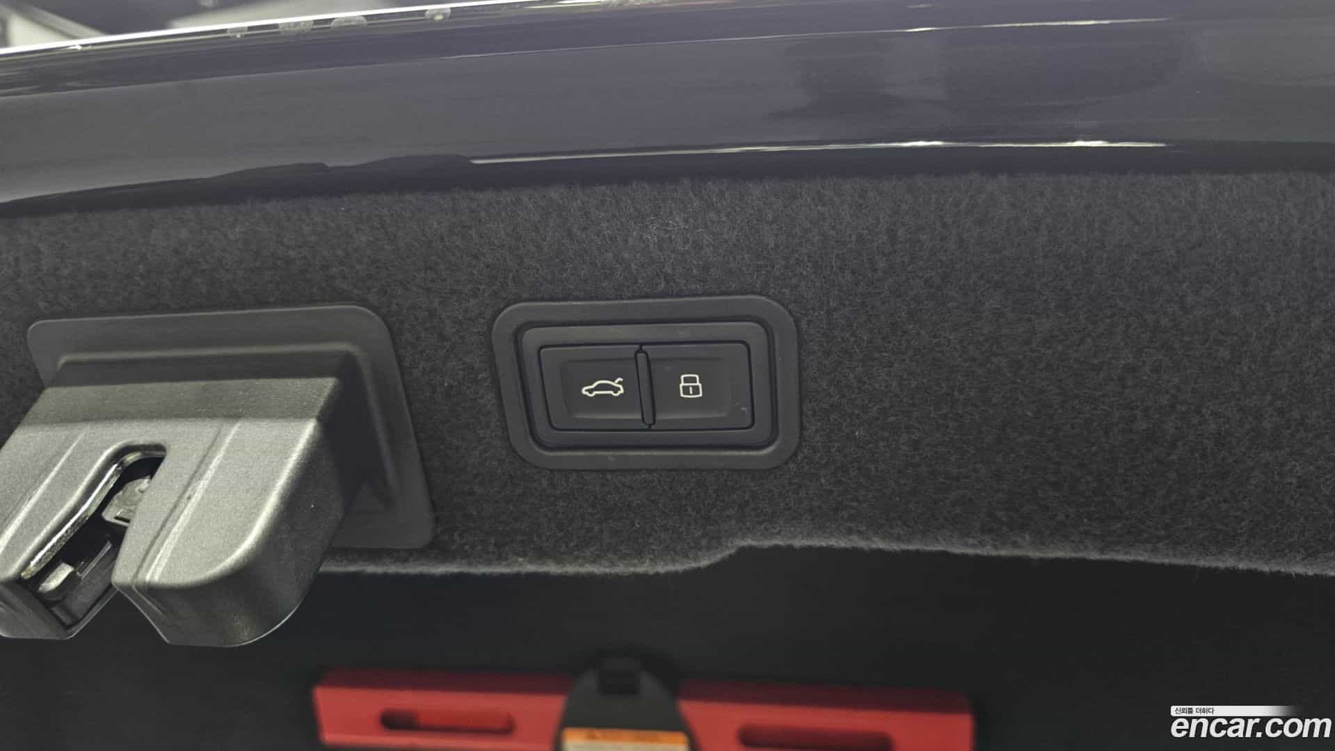 A8 Audi 2021.5-OPTION-024