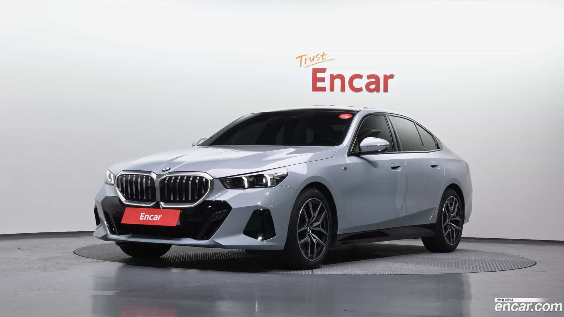5-Series BMW 2025.8-OUTER-001