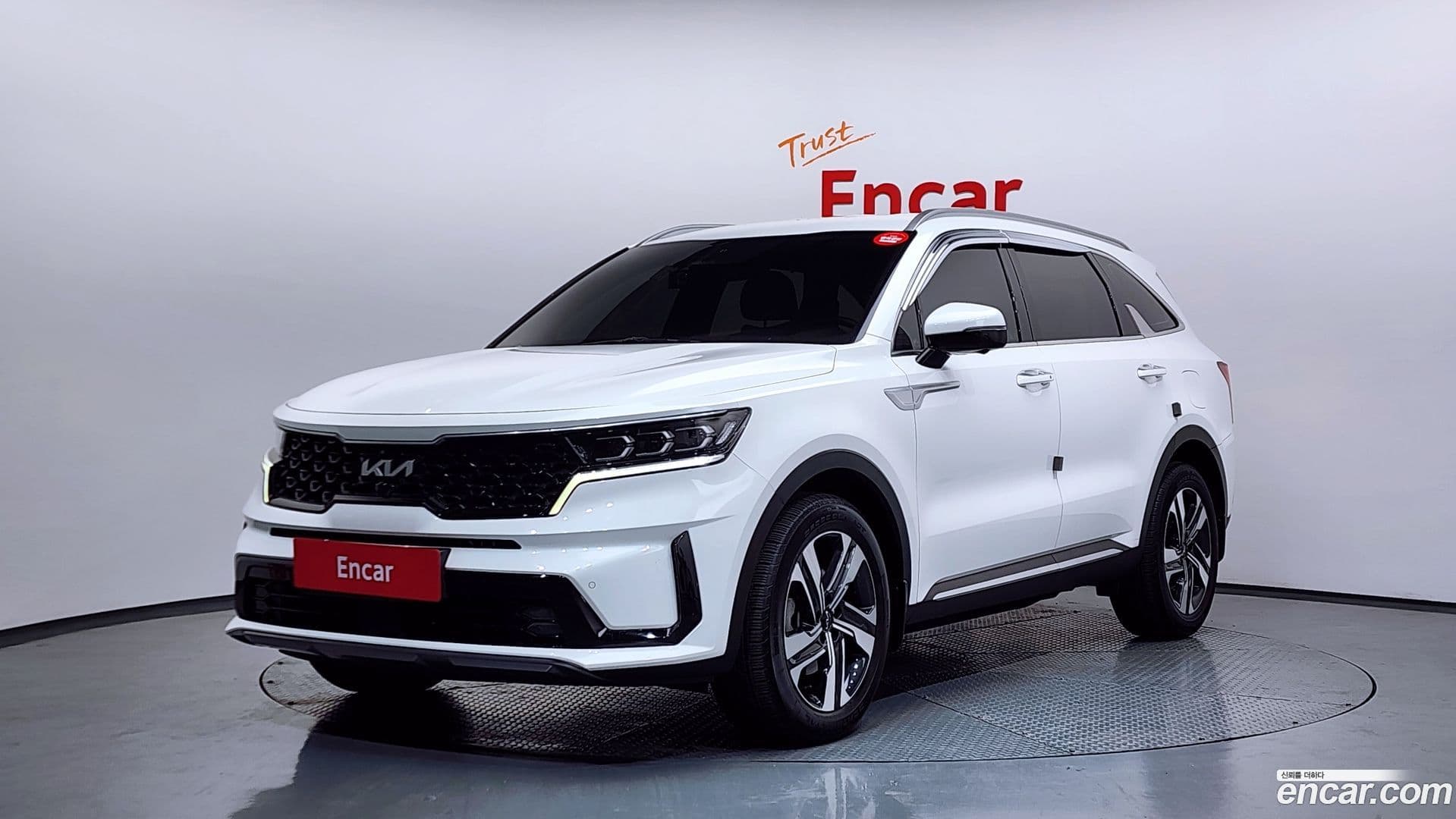 Main__Slider__Photo:Sorento Kia 2023.6-0
