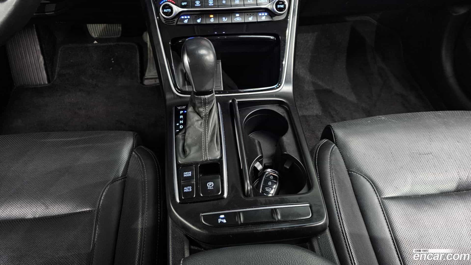 Grandeur Hyundai 2017.8-INNER-009
