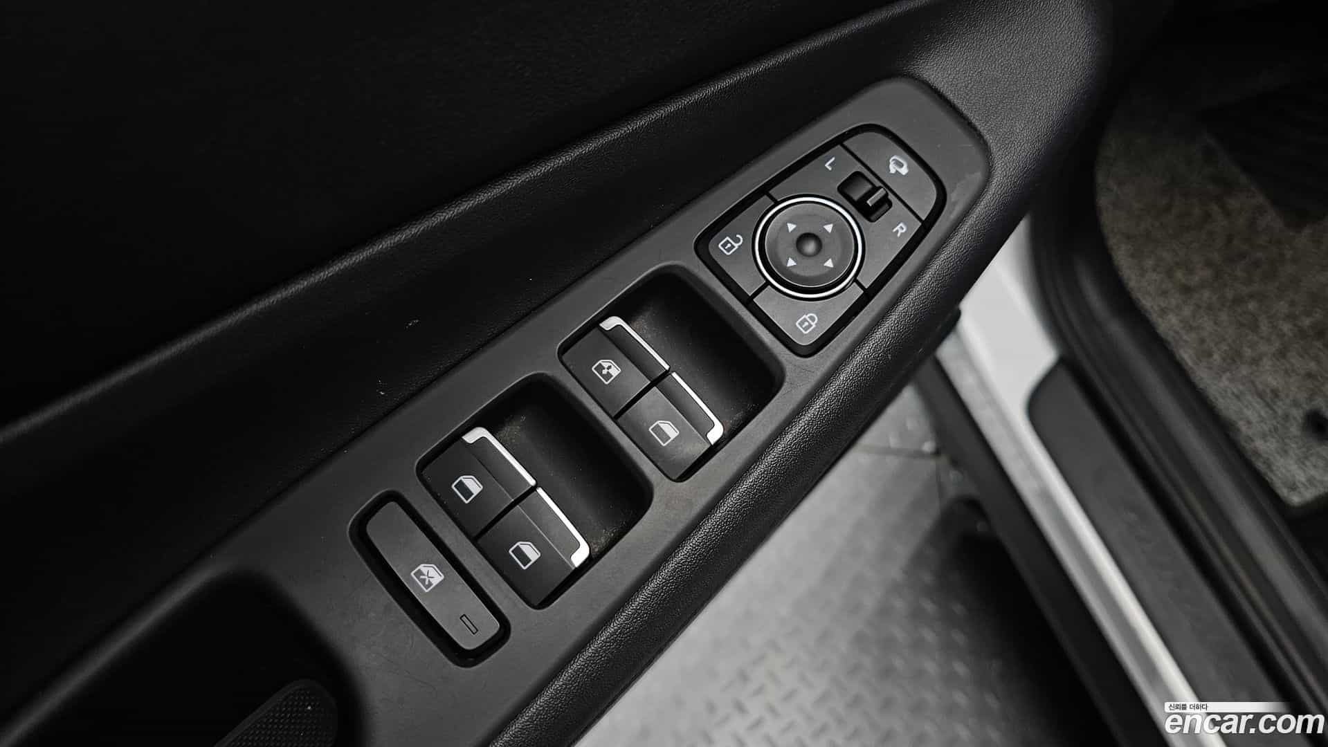 Santafe Hyundai 2021.4-OPTION-020