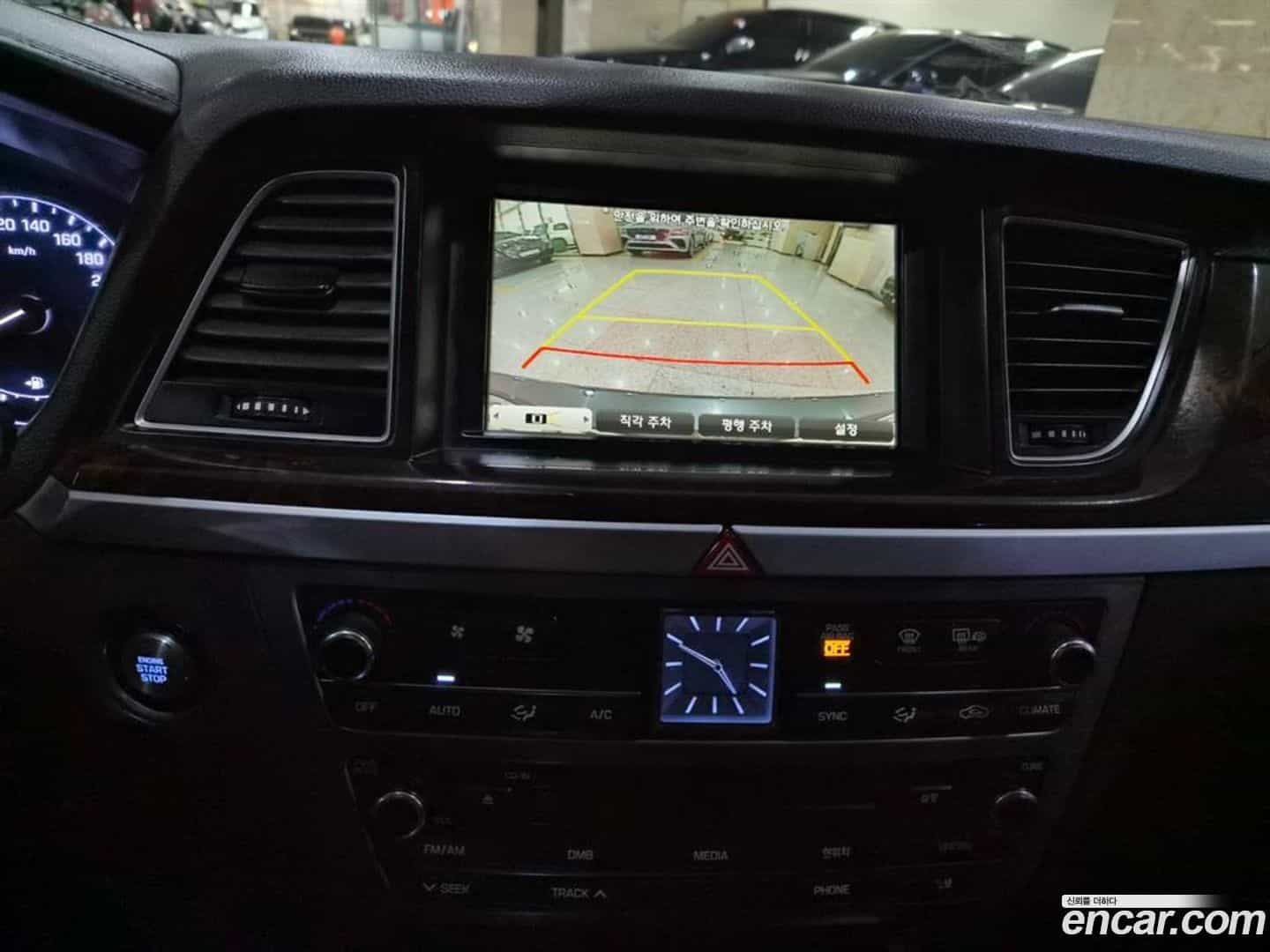 Genesis Hyundai 2015.8-OPTION-015