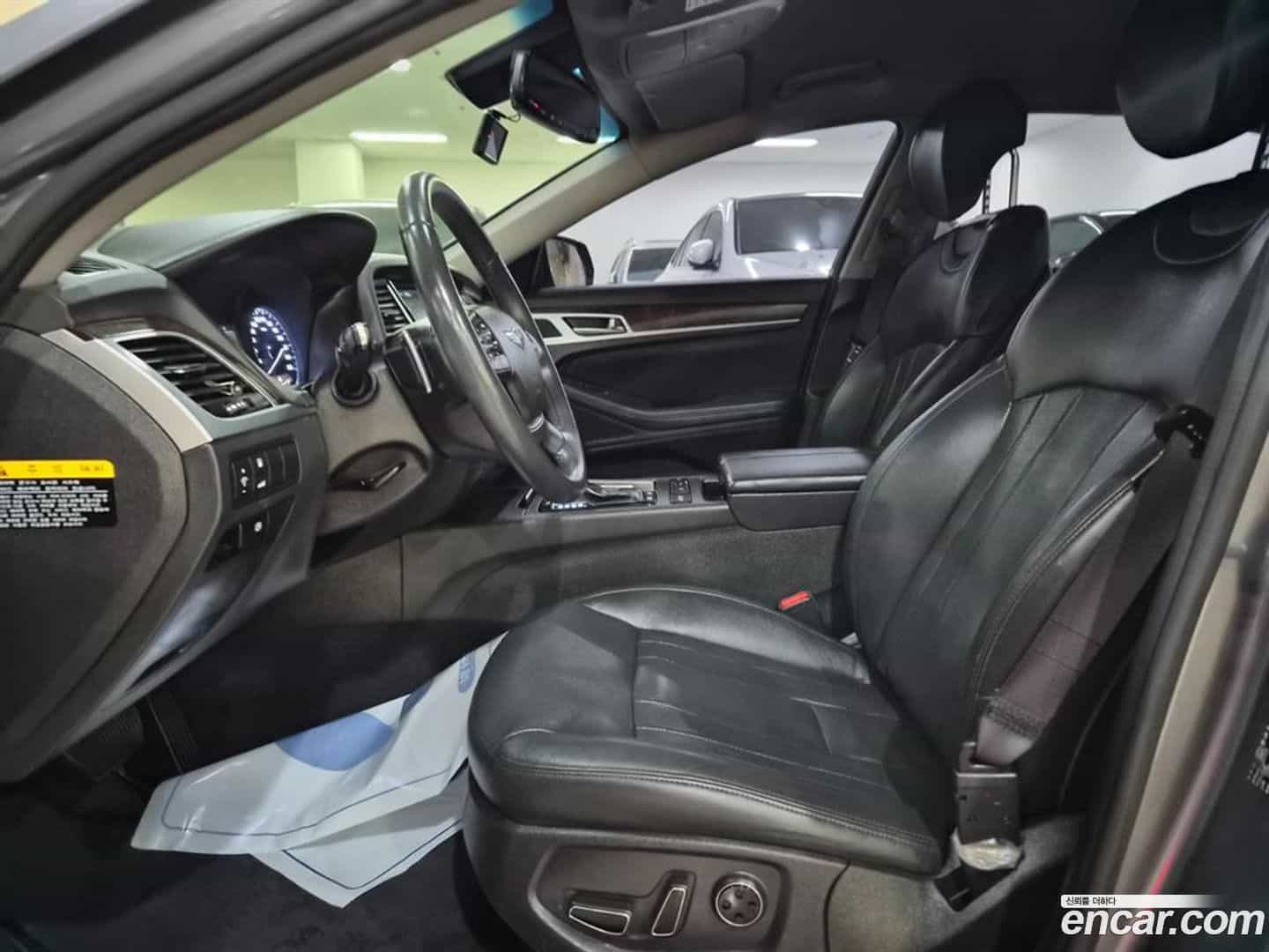 Genesis Hyundai 2015.8-OPTION-016