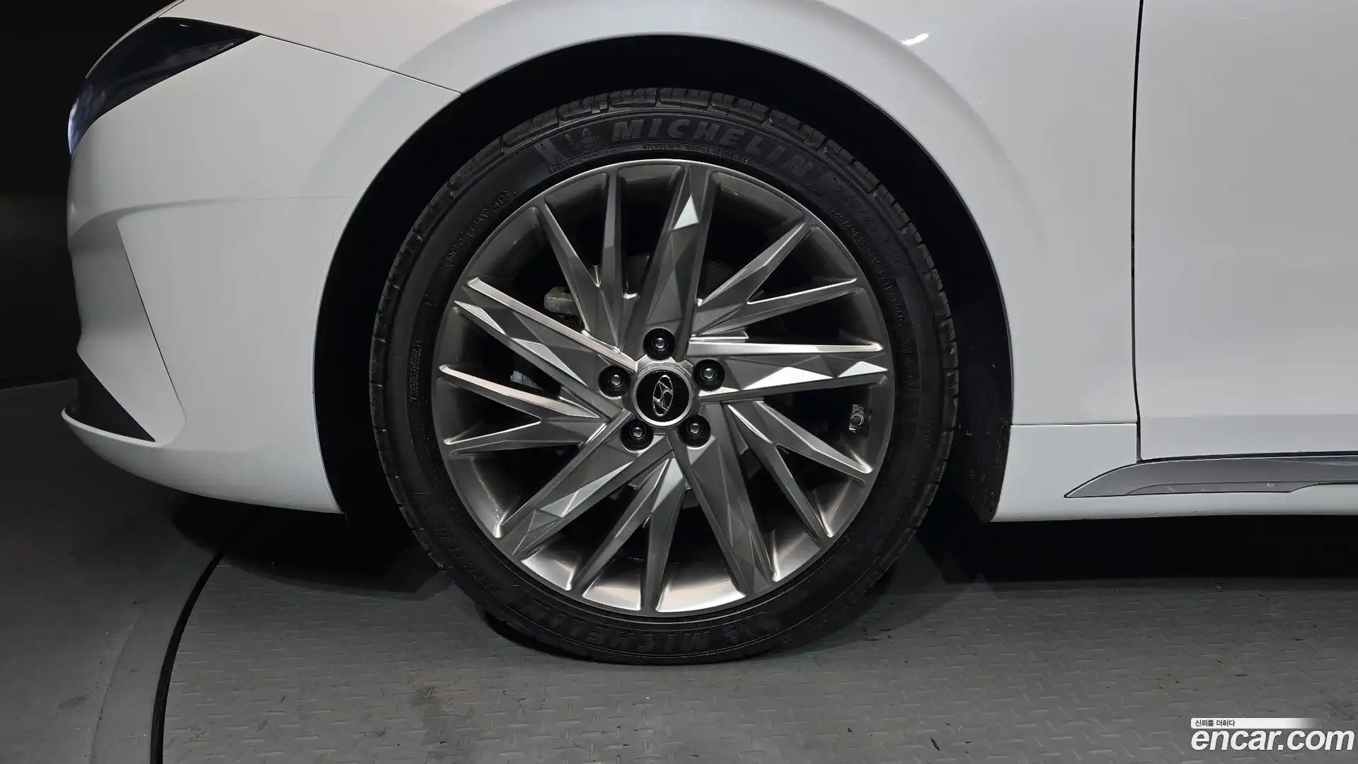 Grandeur Hyundai 2020.3-OUTER-005