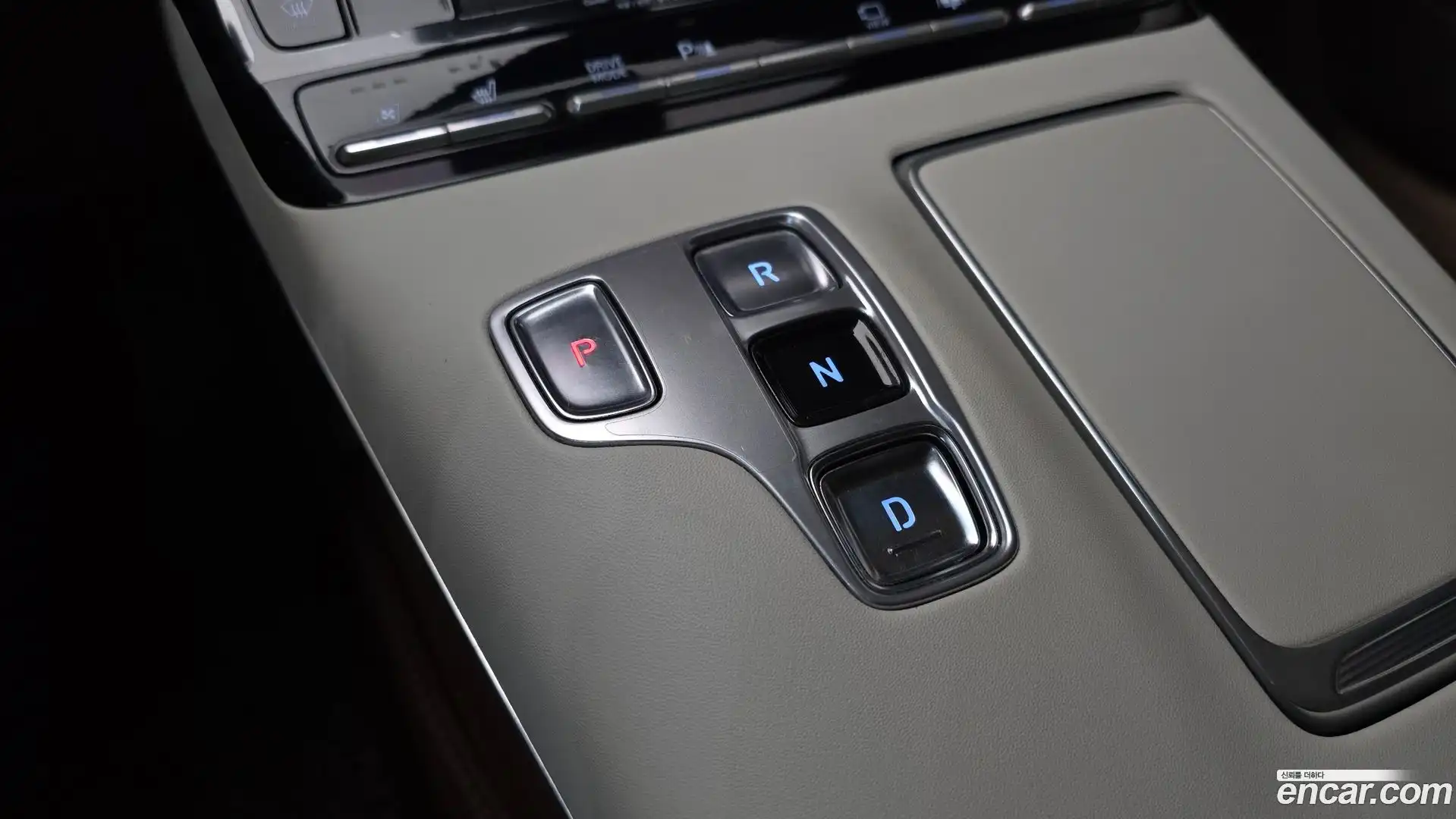 Grandeur Hyundai 2020.3-INNER-009