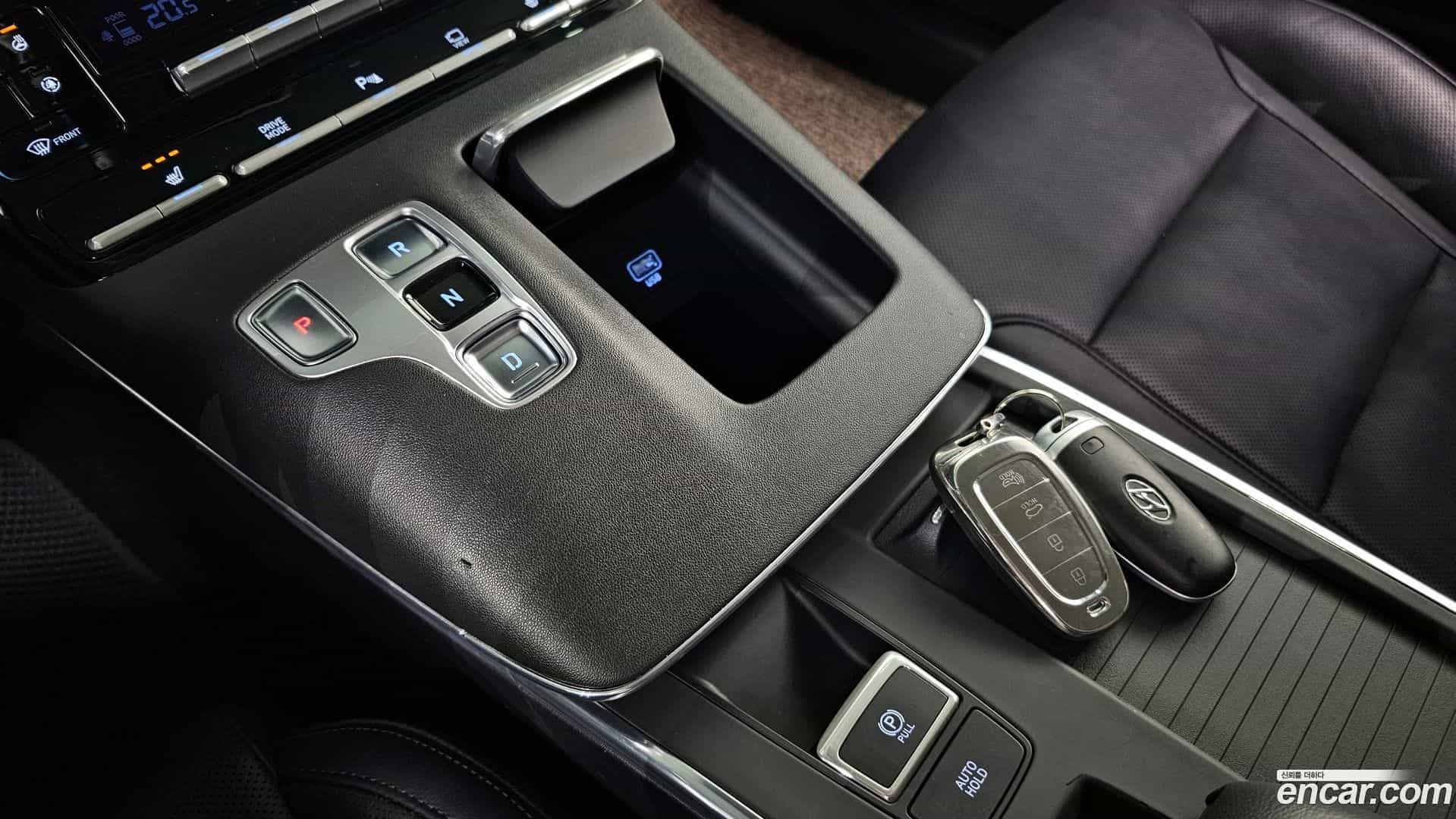 Grandeur Hyundai 2021.0-INNER-009