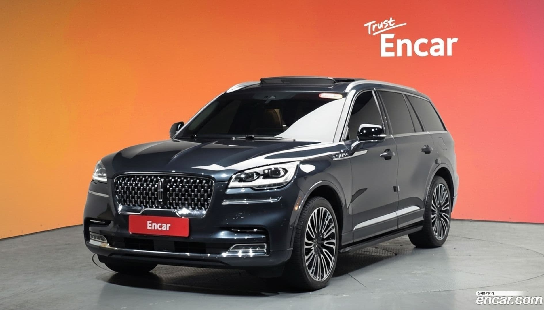 Main__Slider__Photo:Aviator Lincoln 2023.11-0