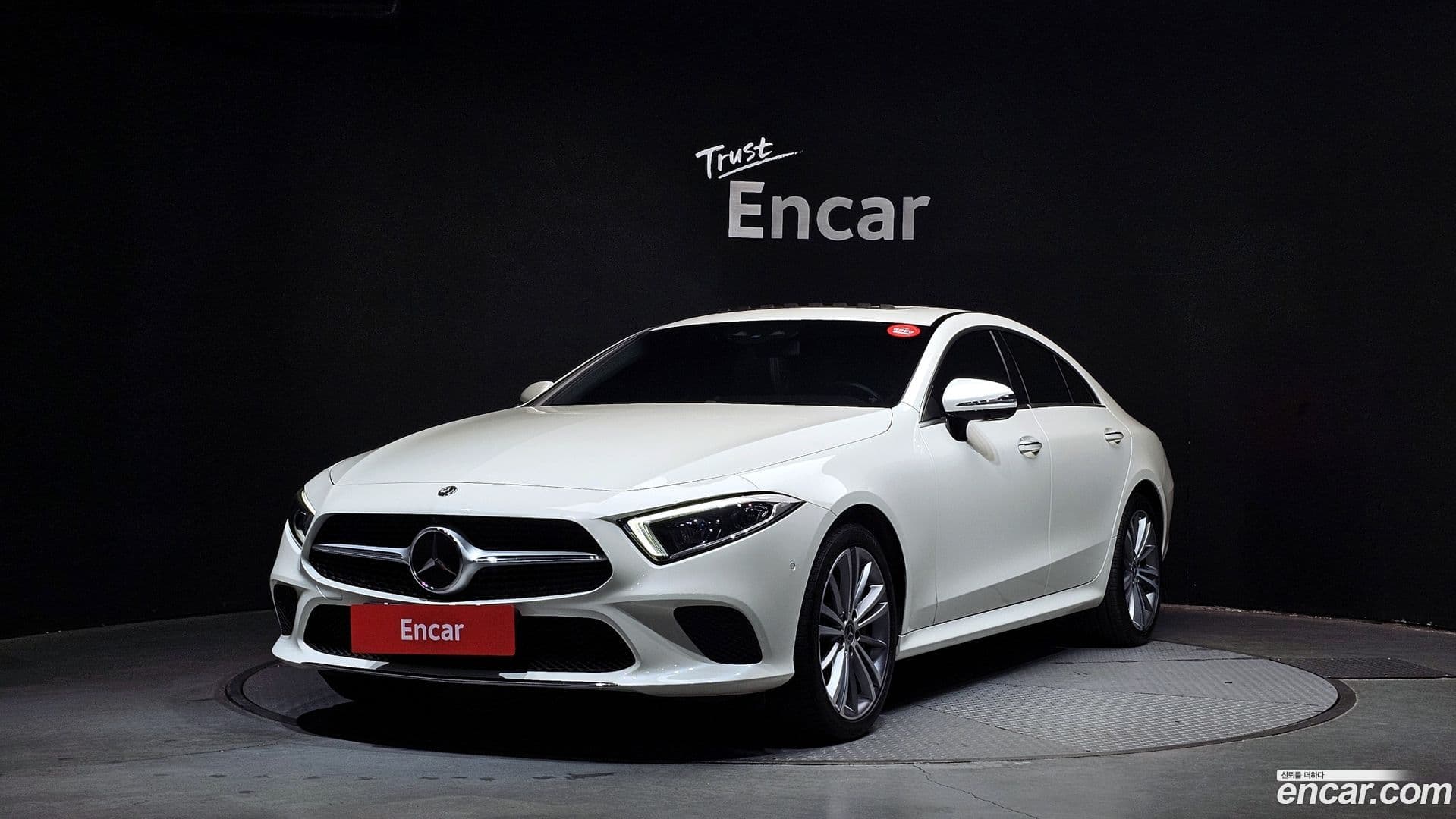 Main__Slider__Photo:CLS-Class Mercedes-Benz 2019.7-0
