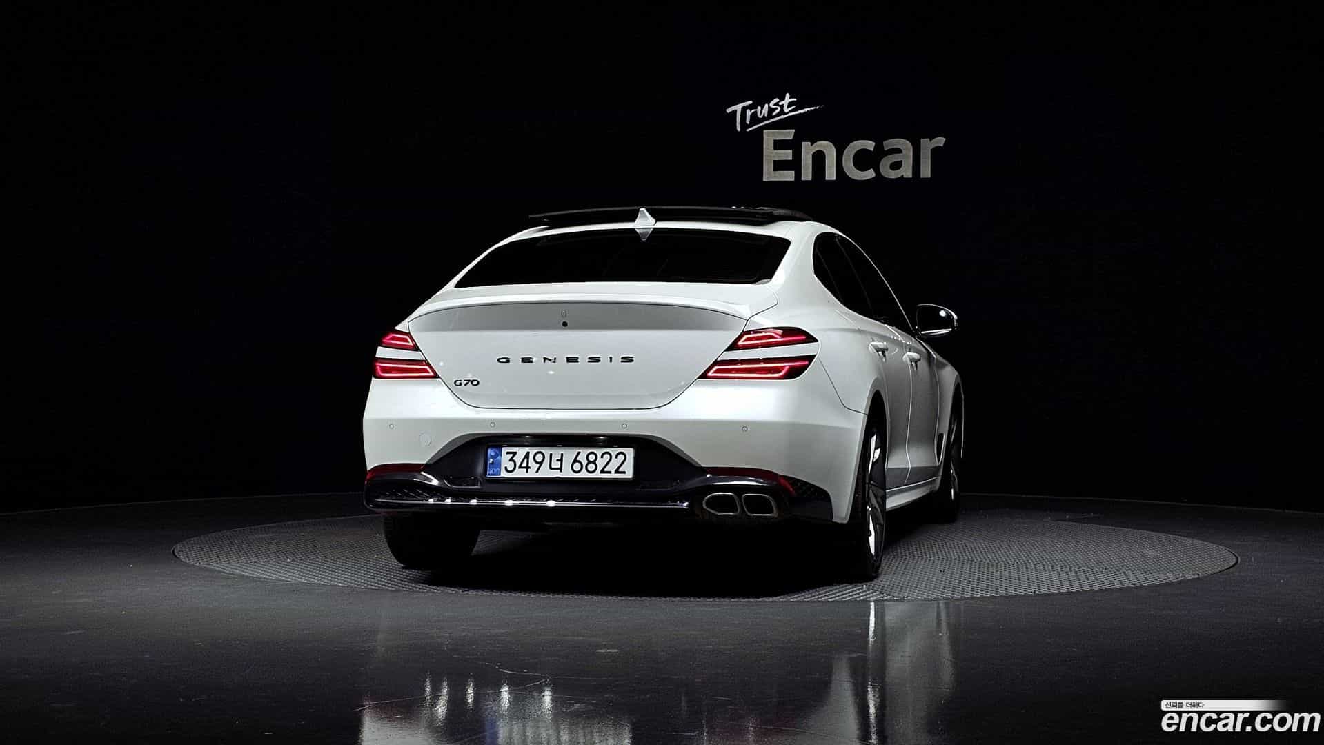 G70 Genesis 2022.0-OUTER-004