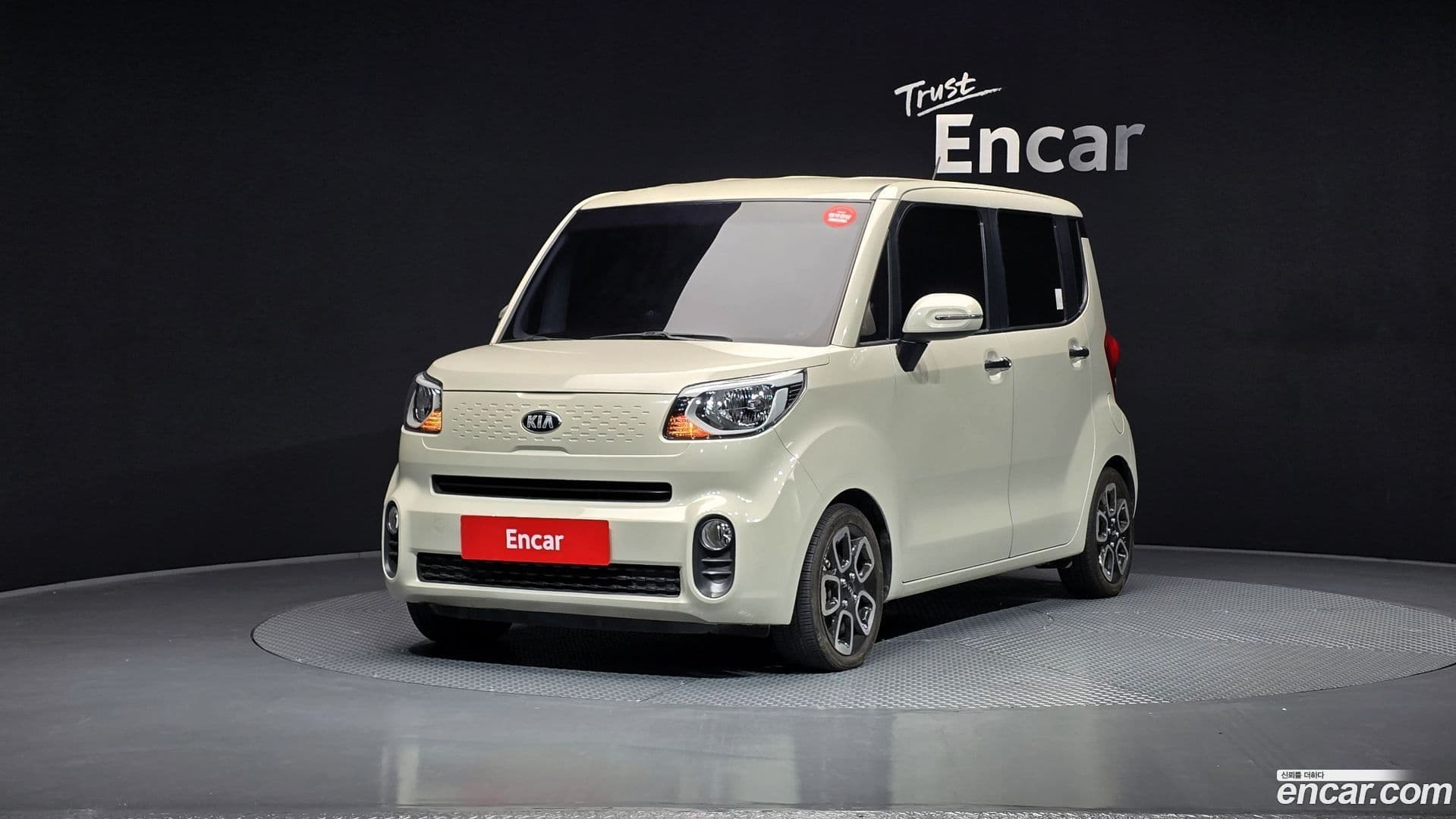 Main__Slider__Photo:RAY Kia 2019.7-0