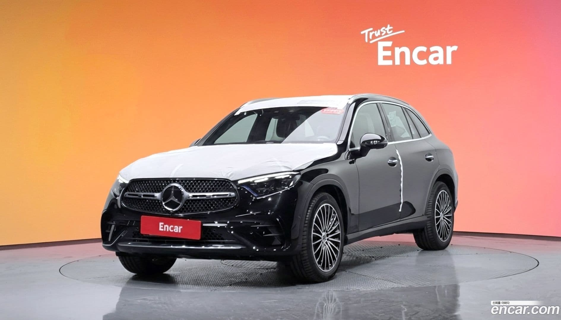 Main__Slider__Photo:GLC-Class Mercedes-Benz 2025.11-0