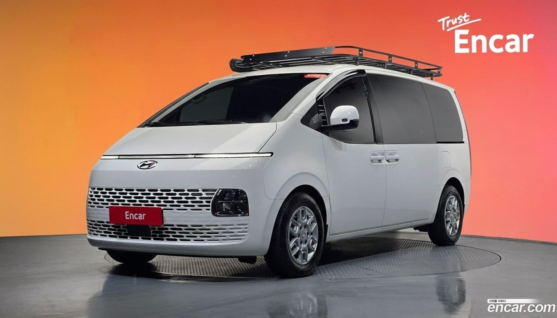 Main__Slider__Photo:Staria Hyundai 2022.0-0